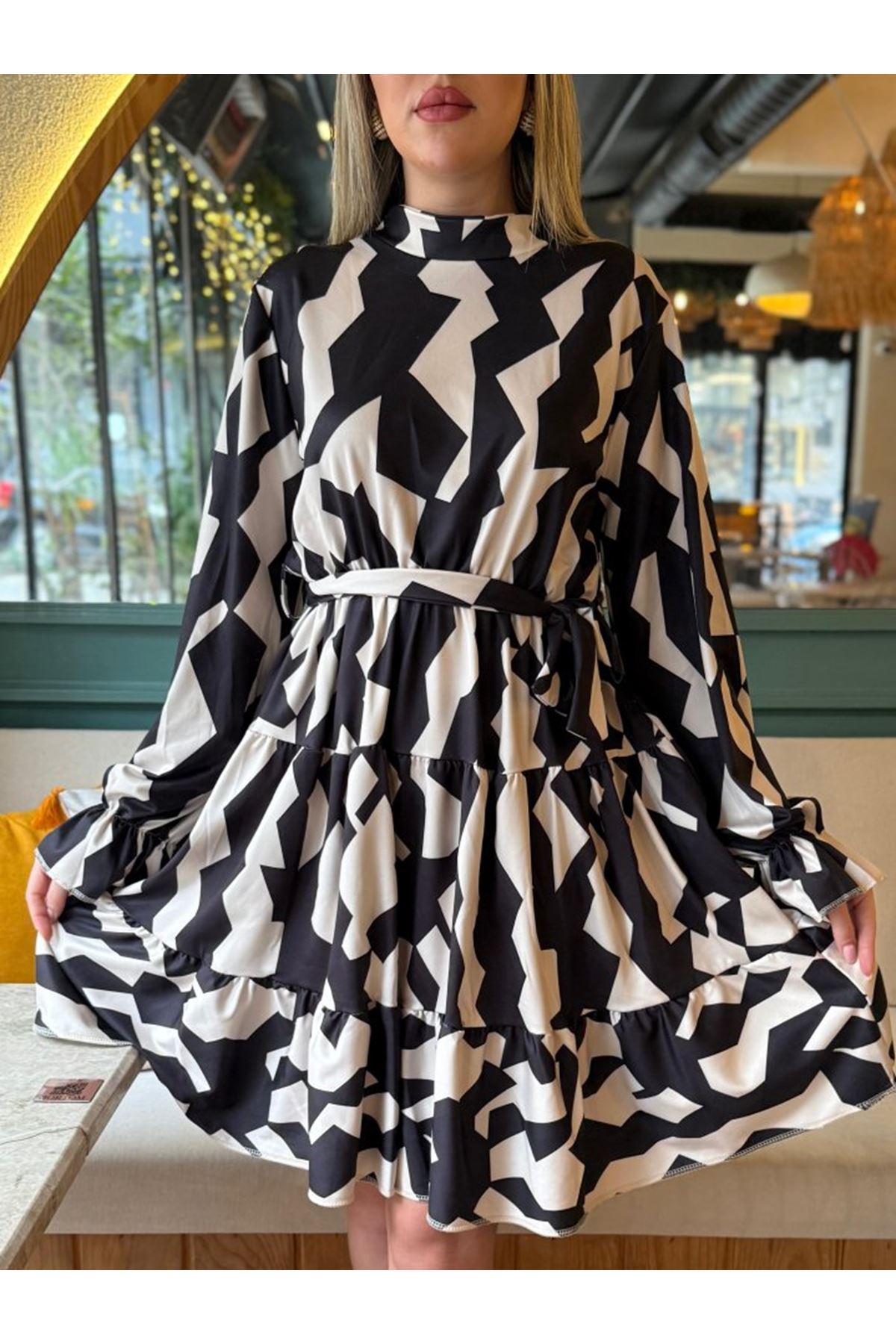 Kadın Uzun Kollu Yarı Balıkçı Yaka Geometrik Desen Kısa şardonlu Dalgıç Elbise