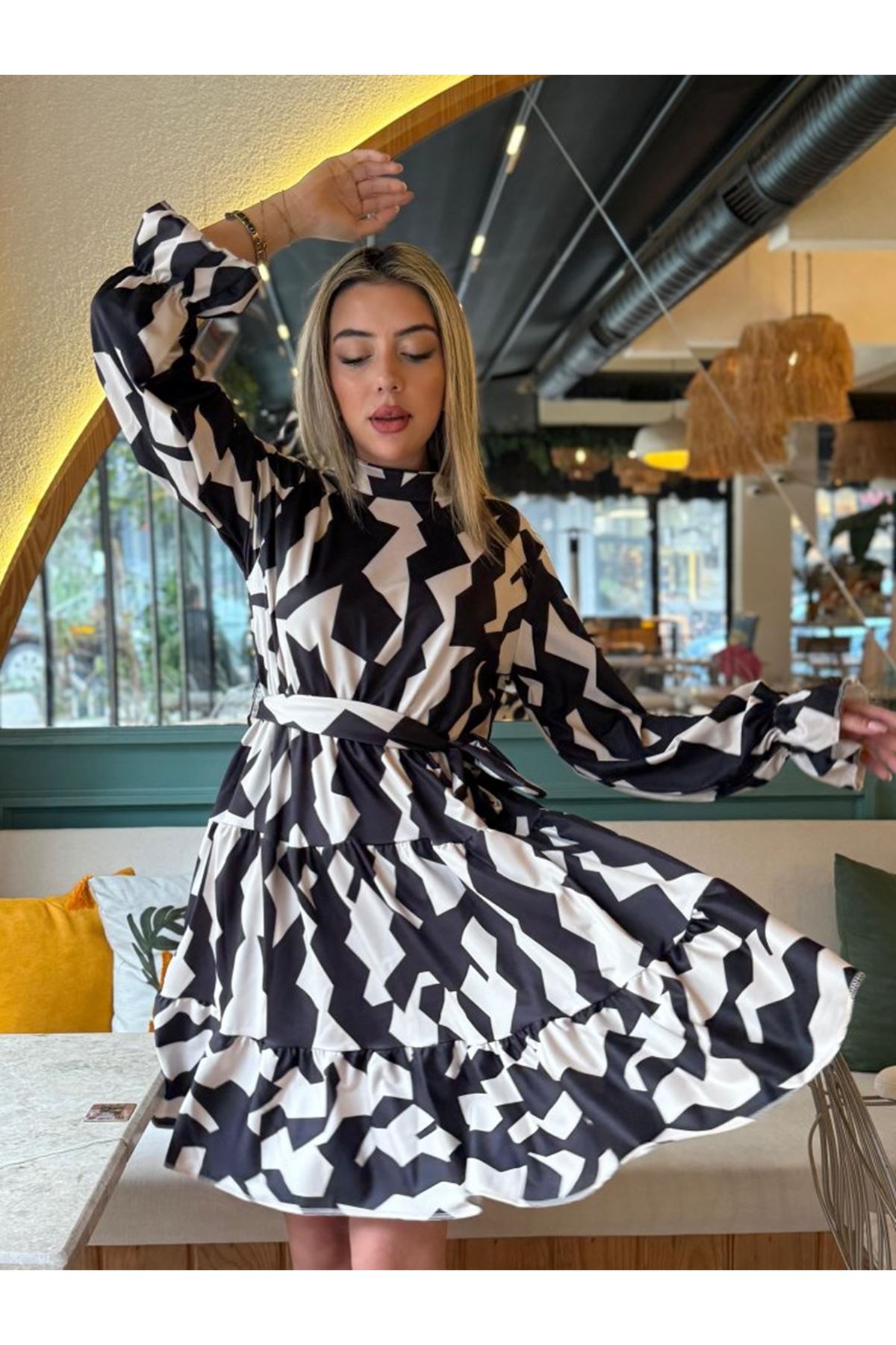 Kadın Uzun Kollu Yarı Balıkçı Yaka Geometrik Desen Kısa şardonlu Dalgıç Elbise