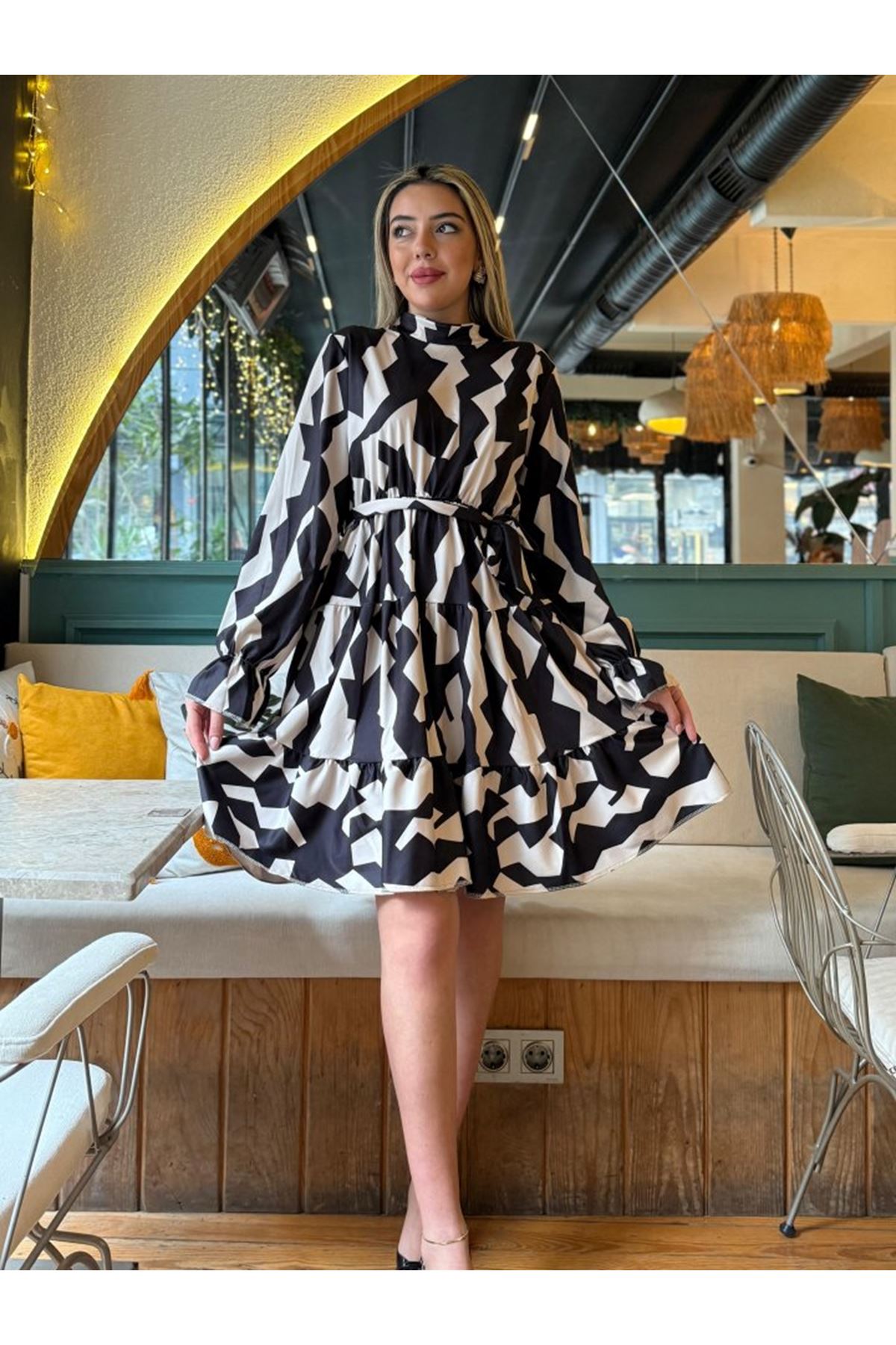 Kadın Uzun Kollu Yarı Balıkçı Yaka Geometrik Desen Kısa şardonlu Dalgıç Elbise