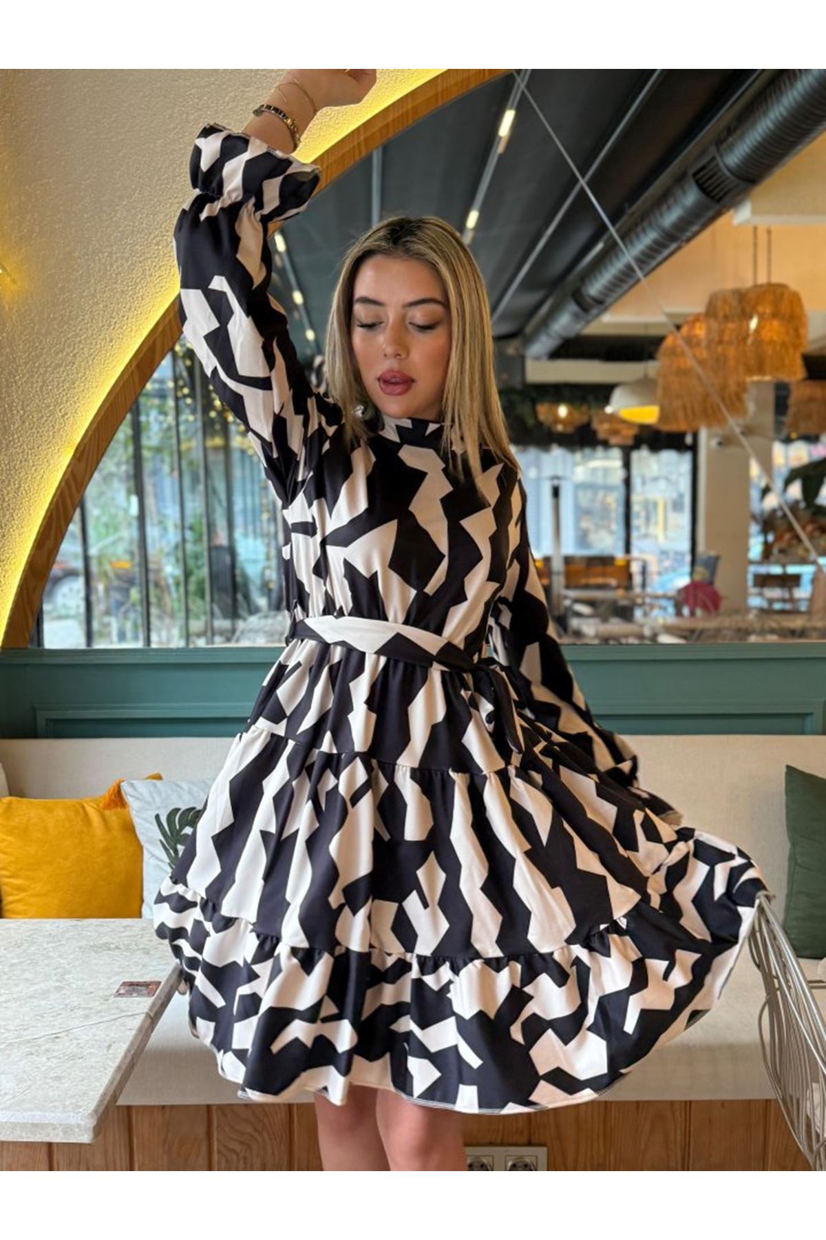 Kadın Uzun Kollu Yarı Balıkçı Yaka Geometrik Desen Kısa şardonlu Dalgıç Elbise
