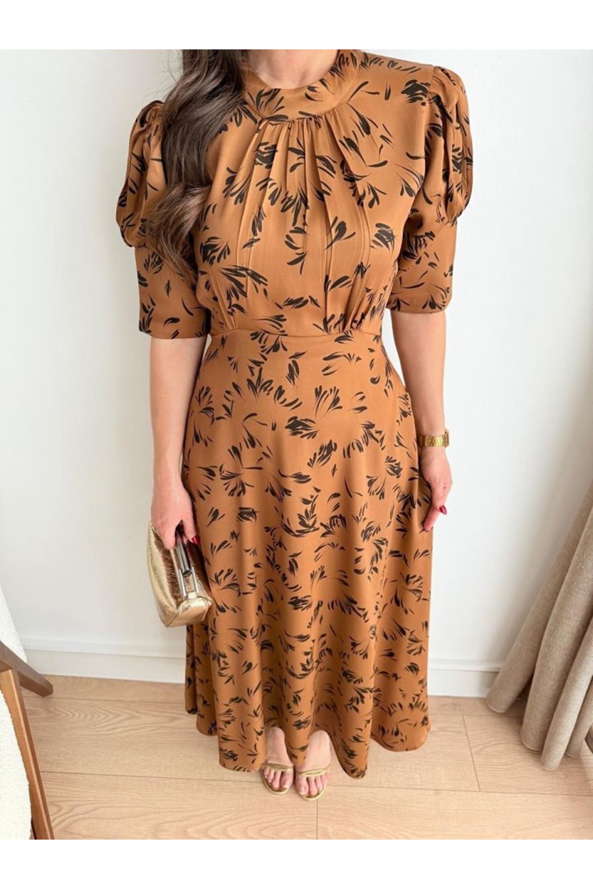 Moccah Yakası Bağlama Detaylı Elbise