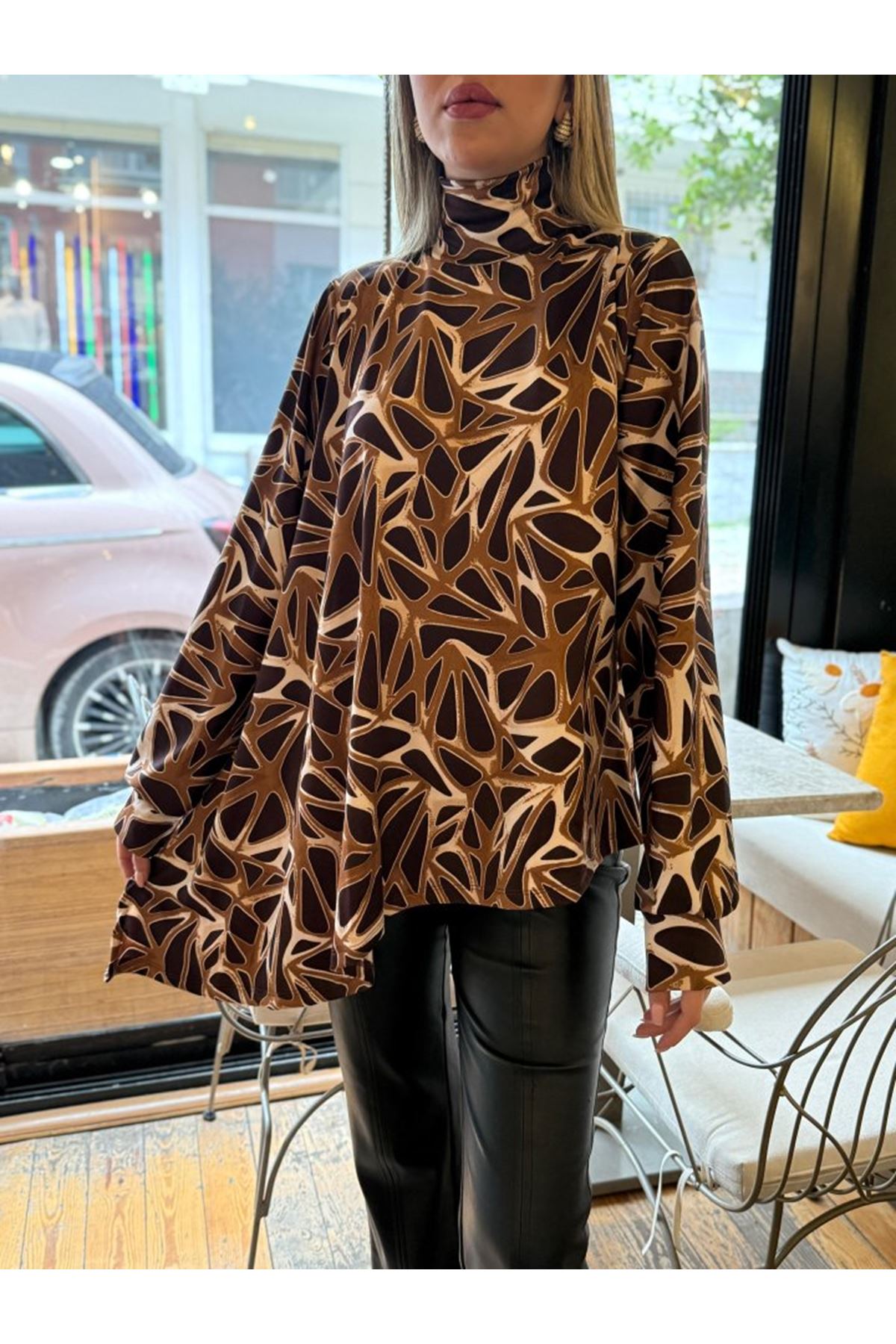 Kadın Uzun Kollu Balıkçı Yaka Asimetrik Kesim Salaş Bluz