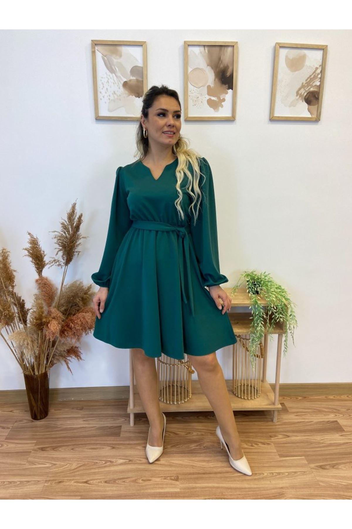Kadın Uzun Kollu V Yakalı Belden Kuşaklı Kiloş Krep Elbise