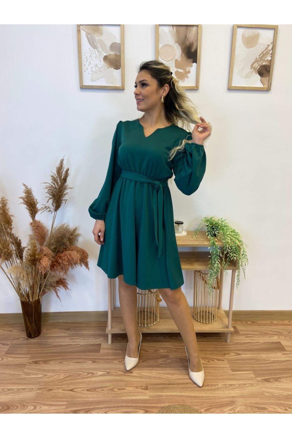 Kadın Uzun Kollu V Yakalı Belden Kuşaklı Kiloş Krep Elbise