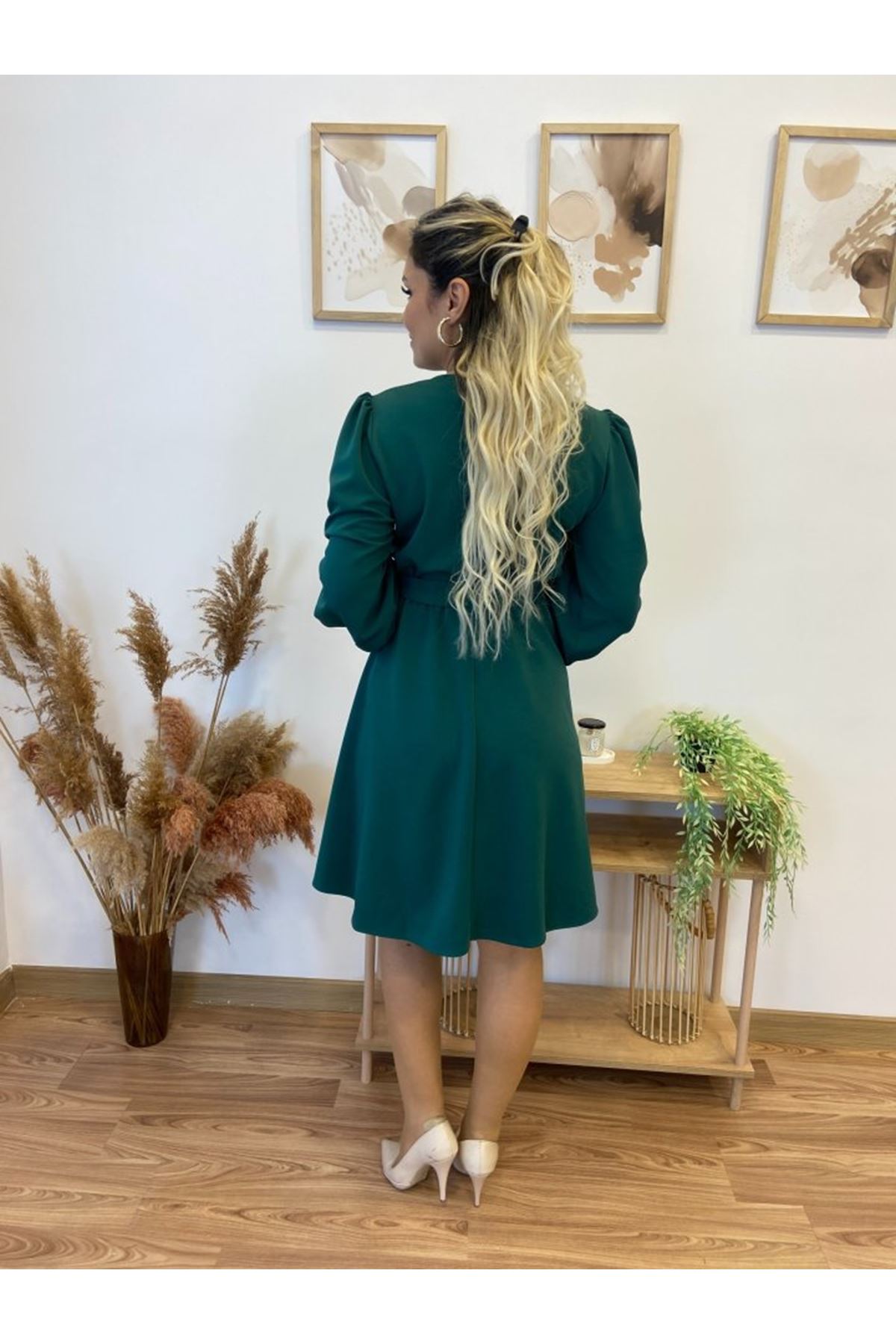 Kadın Uzun Kollu V Yakalı Belden Kuşaklı Kiloş Krep Elbise
