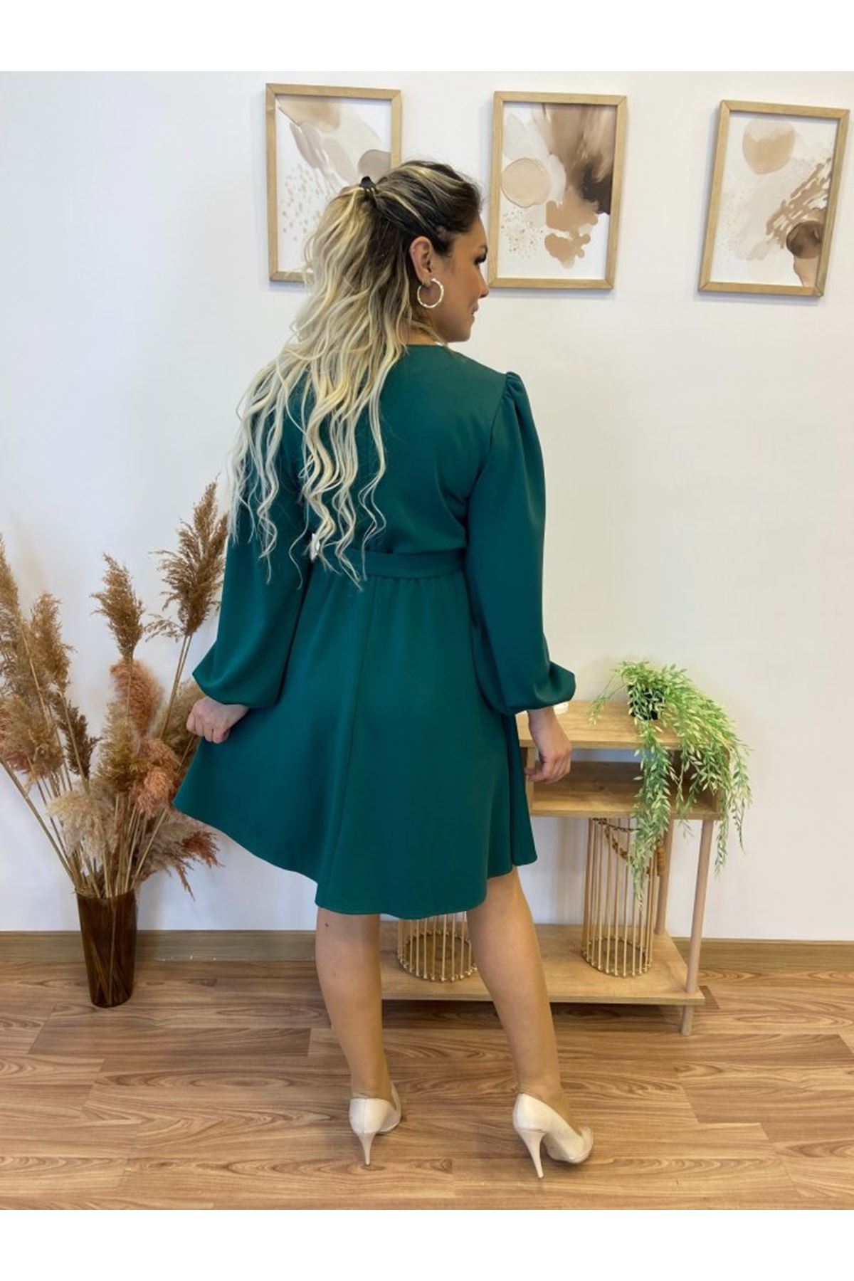 Kadın Uzun Kollu V Yakalı Belden Kuşaklı Kiloş Krep Elbise