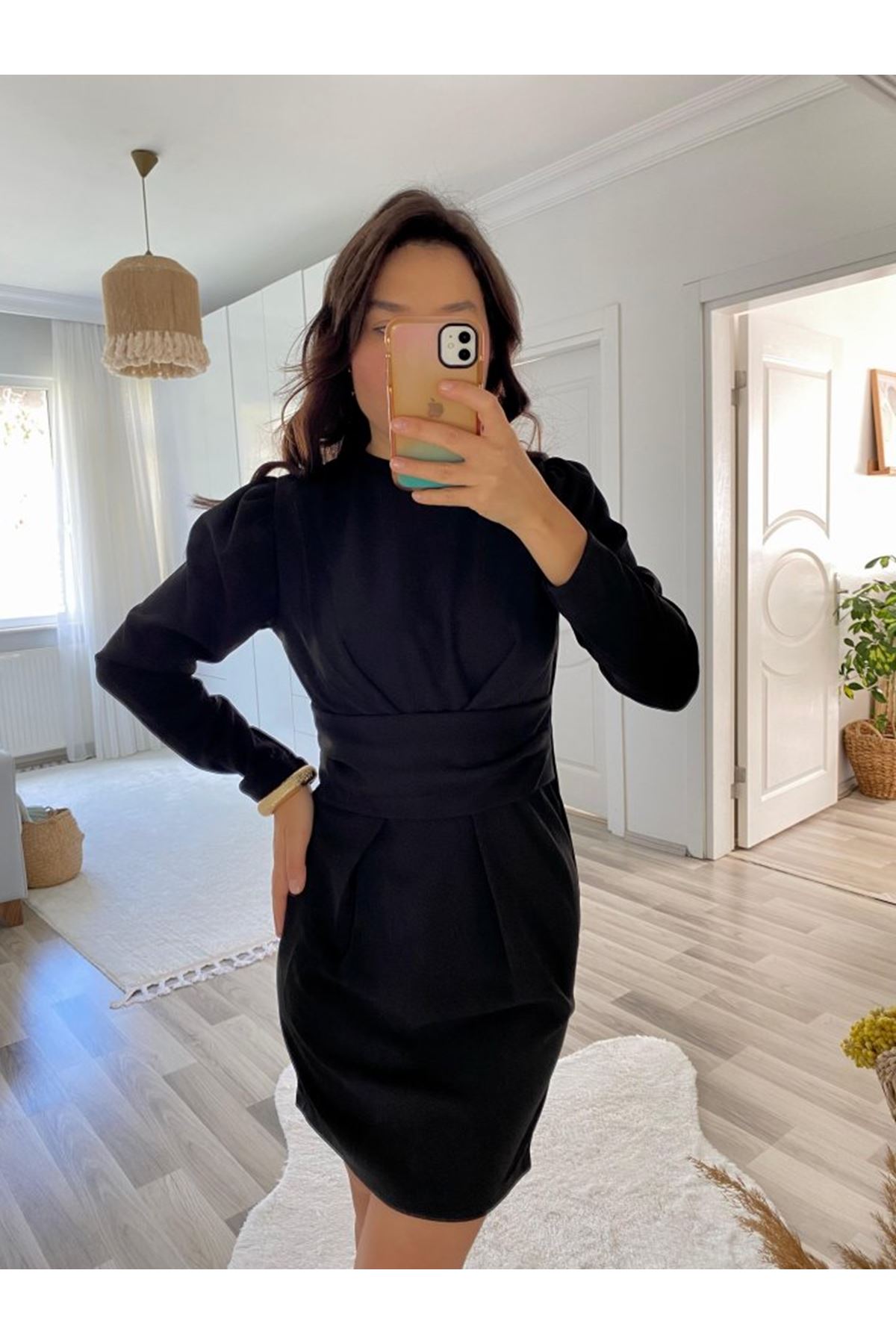 Kadın Uzun Kollu Bisiklet Yaka Bel Kemer Detay Ithal Krep Elbise