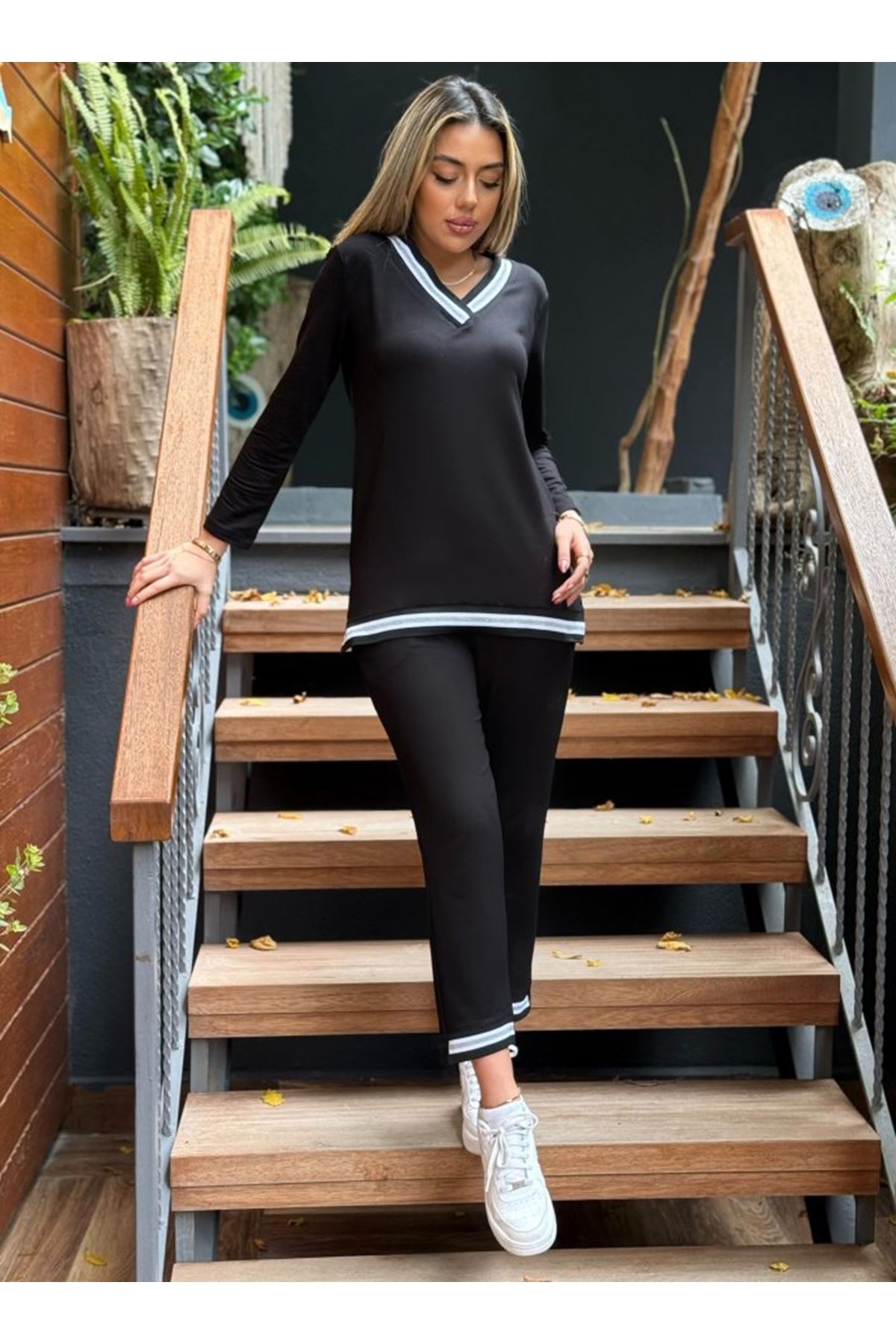 Kadın Uzun Kollu V Yakalı şerit Detay Alt Ve üst Viskon Iki Iplik Detay Ikili Takım