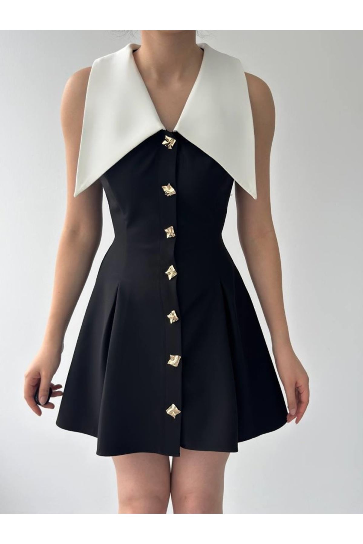 Ness Düğmeli Elbise