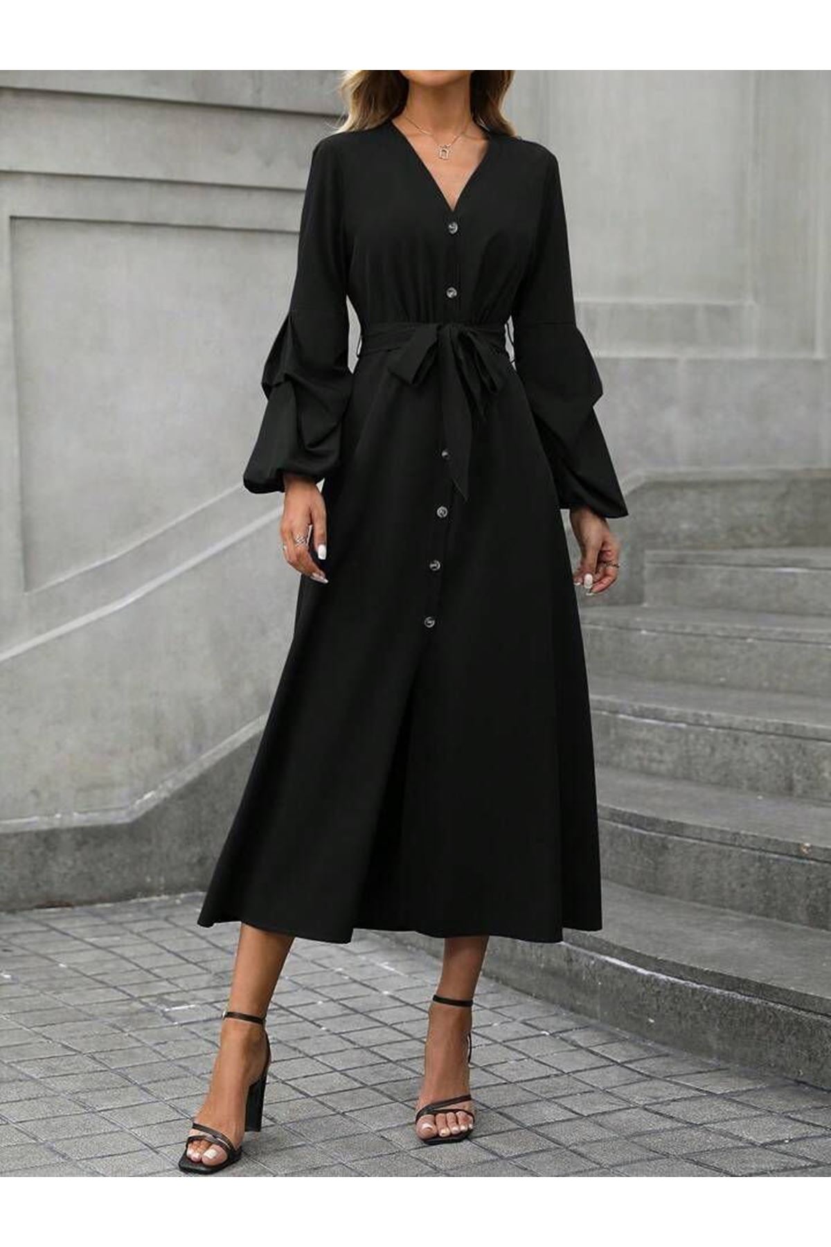 Kadın Uzun Kollu Derin V Yakalı Belden Kuşaklı önden Düğmeli Janjan Krep Elbise