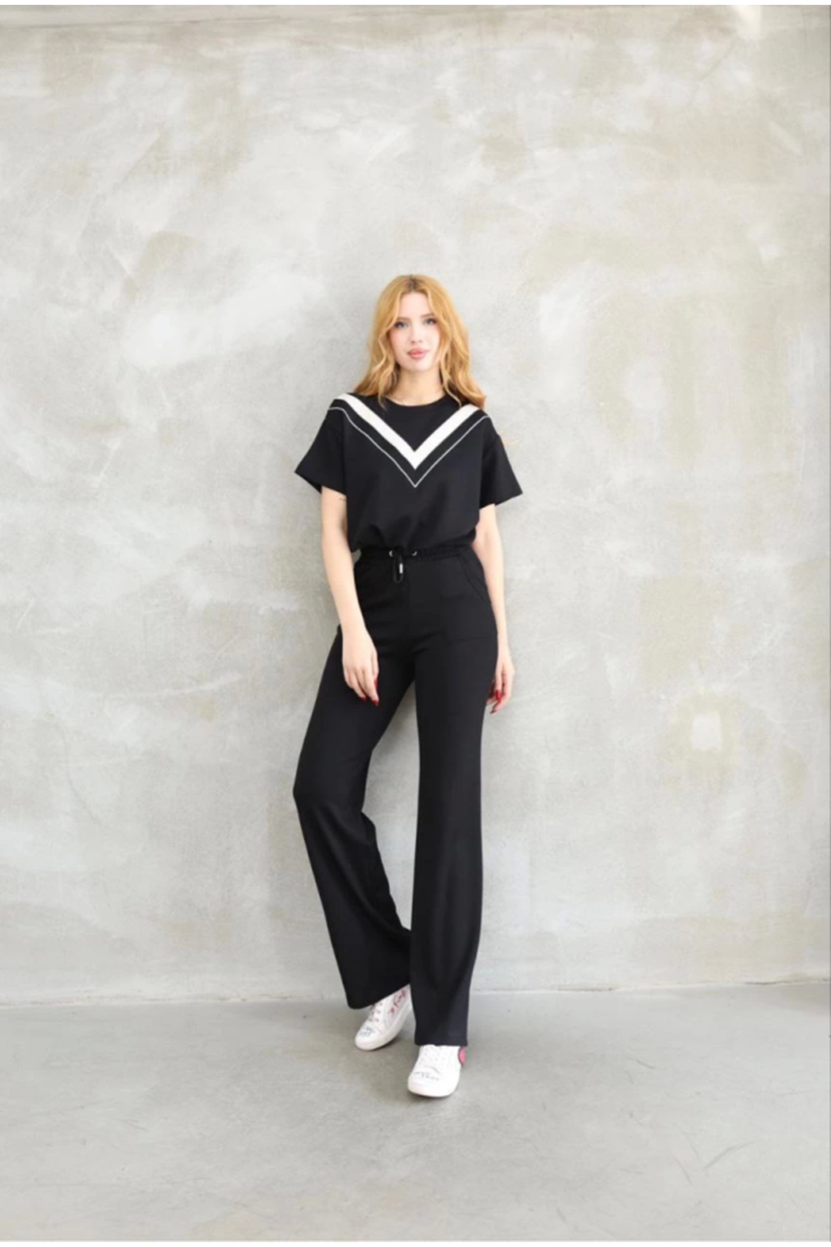 Osy Modal Yumuşak Dokulu Kumaş Bisiklet Yaka Parçalı Detaylı Kısa Kollu Takım - Siyah