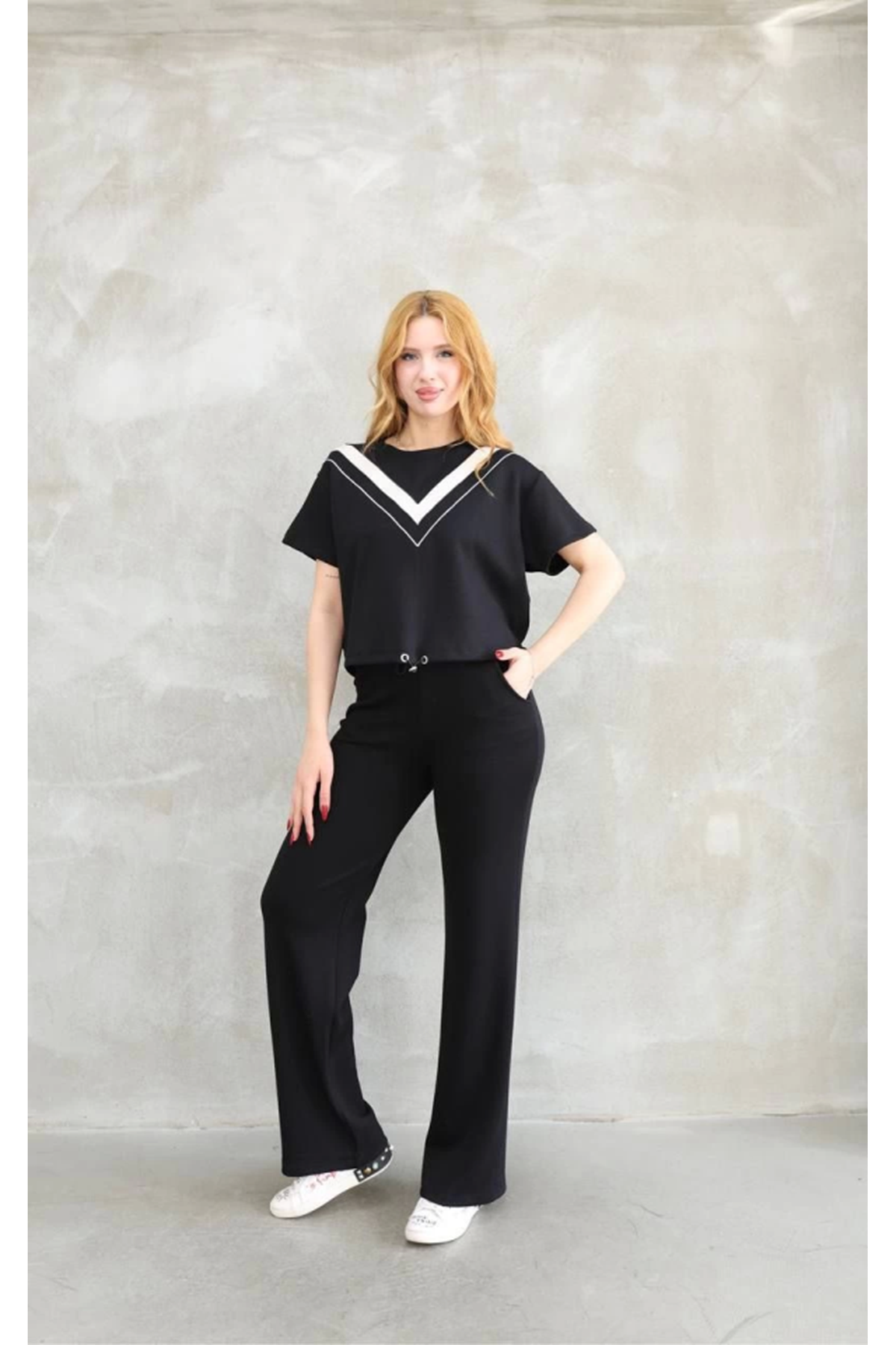 Osy Modal Yumuşak Dokulu Kumaş Bisiklet Yaka Parçalı Detaylı Kısa Kollu Takım - Siyah