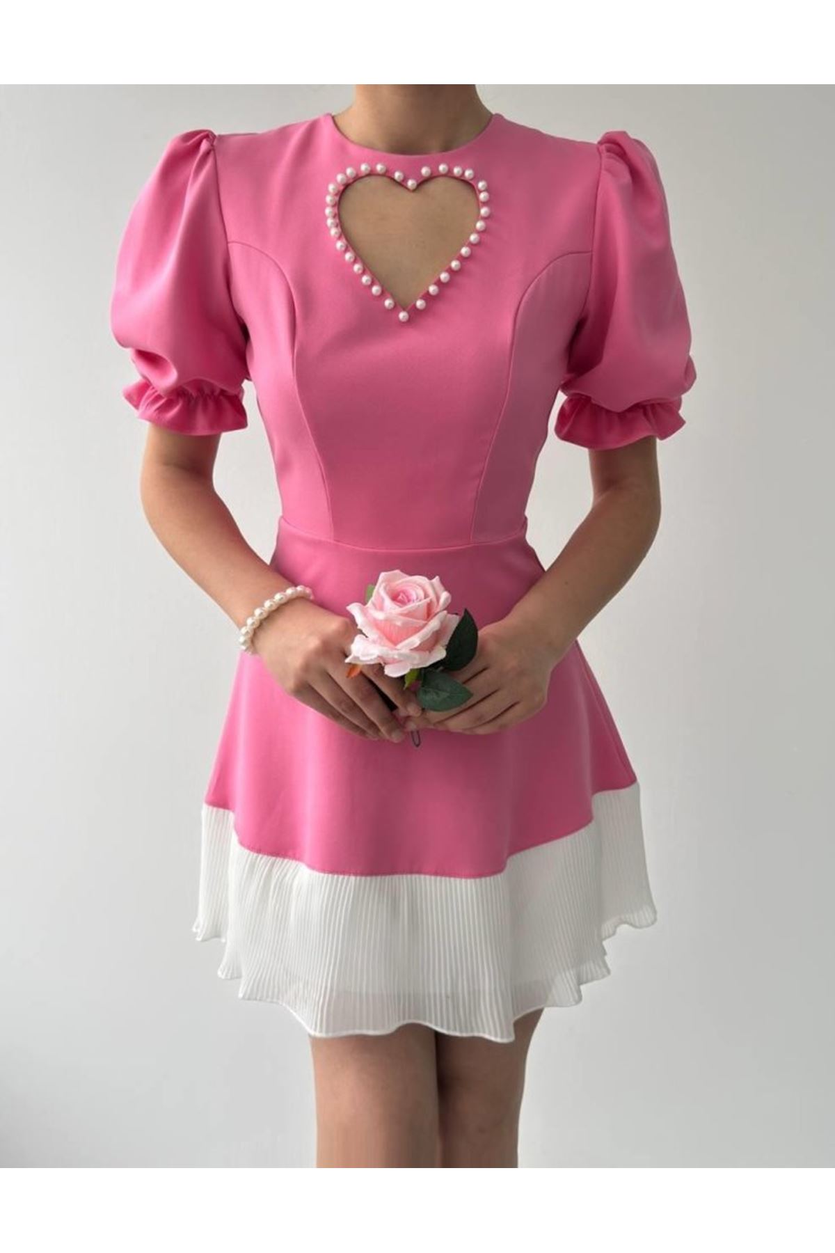 Safe Kalp Detaylı Elbise