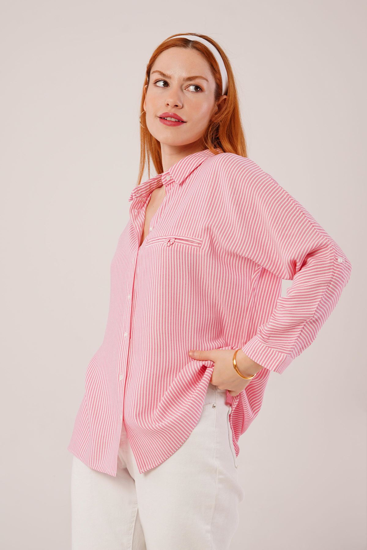 Cep Detay Çizgili Oversize Pembe Gömlek