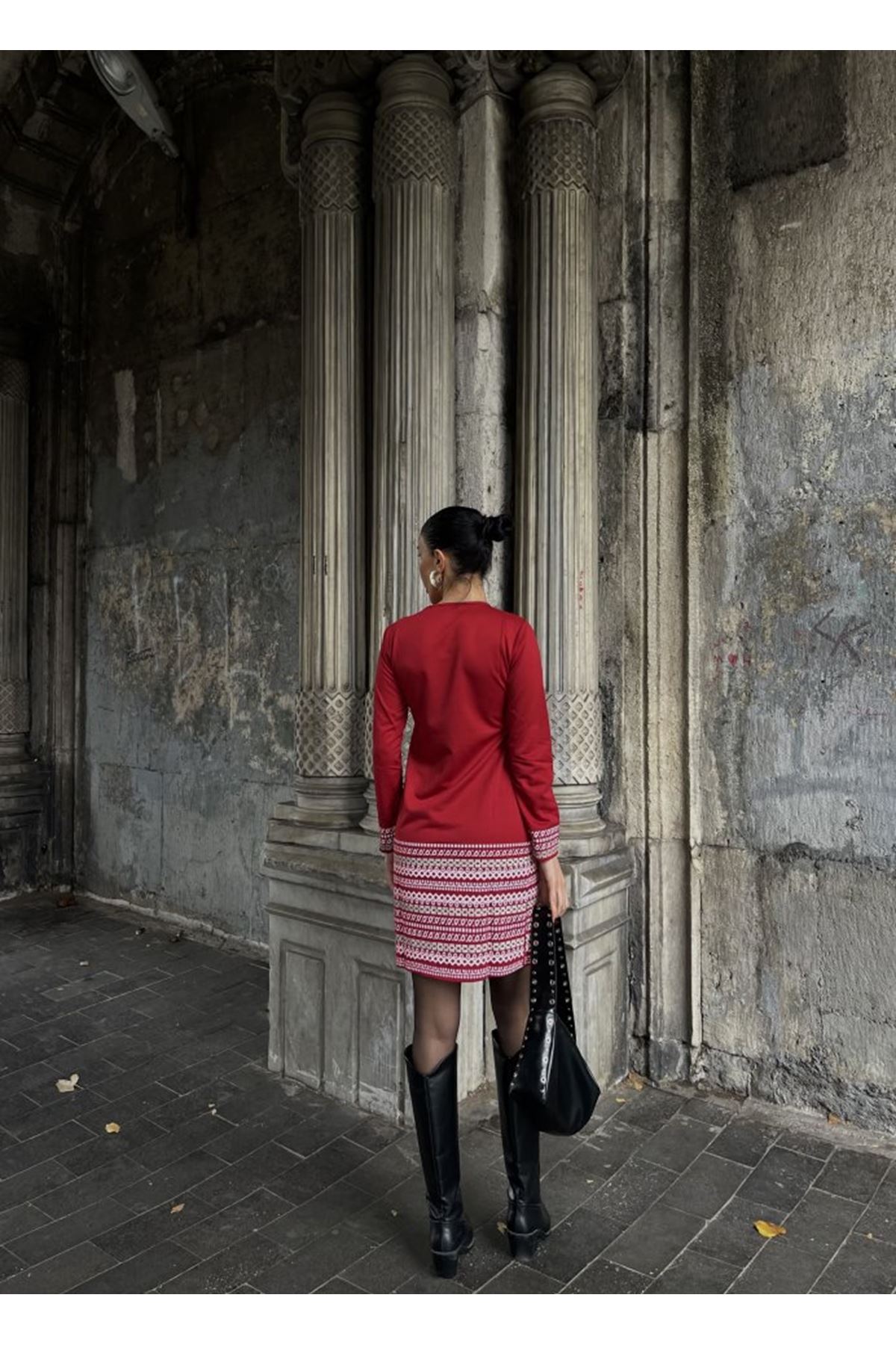 Kadın Uzun Kollu Bisiklet Yaka Kol Ağzı Ve Etek Ucu Baskılı Iki Iplik Elbise