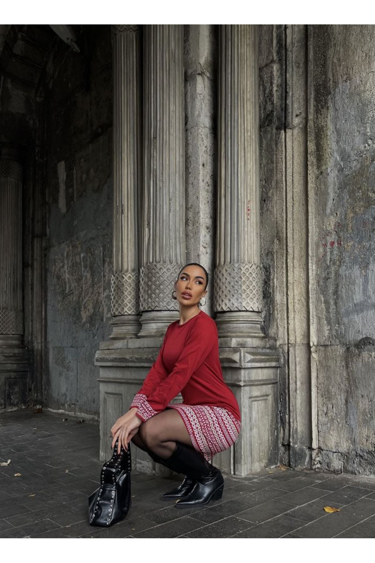 Kadın Uzun Kollu Bisiklet Yaka Kol Ağzı Ve Etek Ucu Baskılı Iki Iplik Elbise