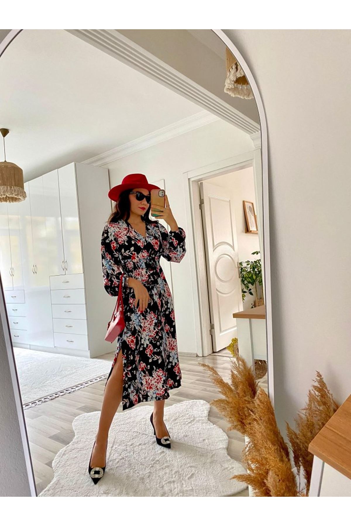 Kadın Uzun Kollu Kruvaze Yaka Beli Lastikli Yandan Yırtmaçlı Desenli Dalgıç Elbise