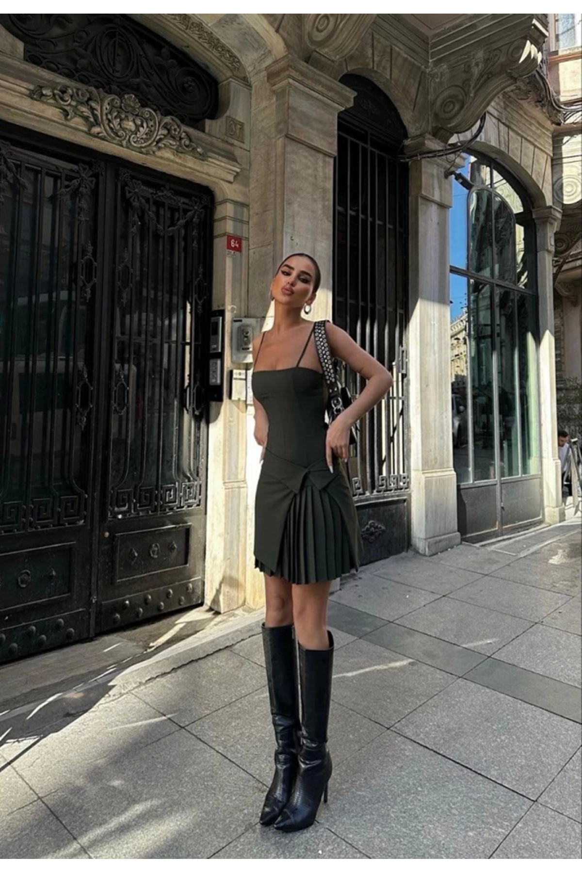 İki Parçalı Pileli Askılı Mini Elbise - Haki