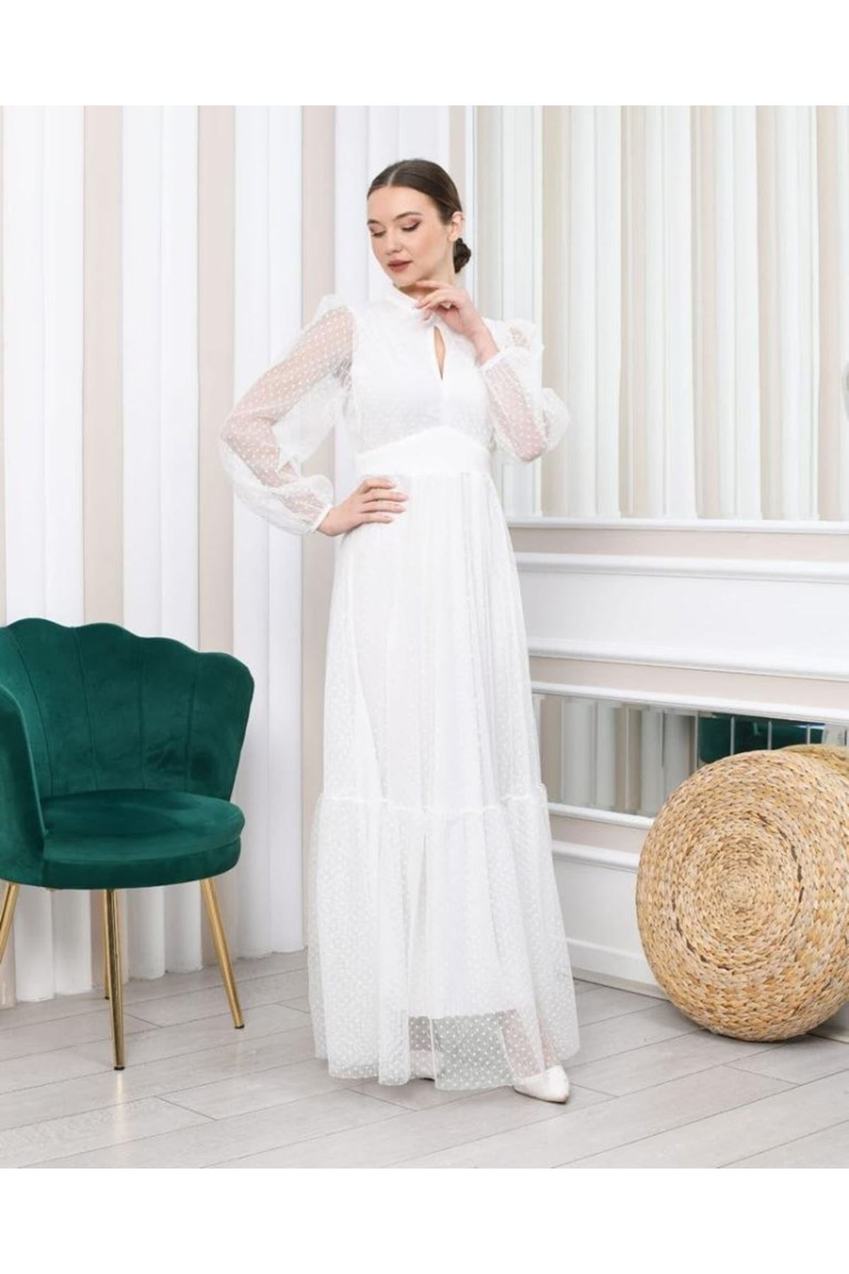 Kadın Damla Yaka Sırt Dekolteli Astarlı Tül Elbise