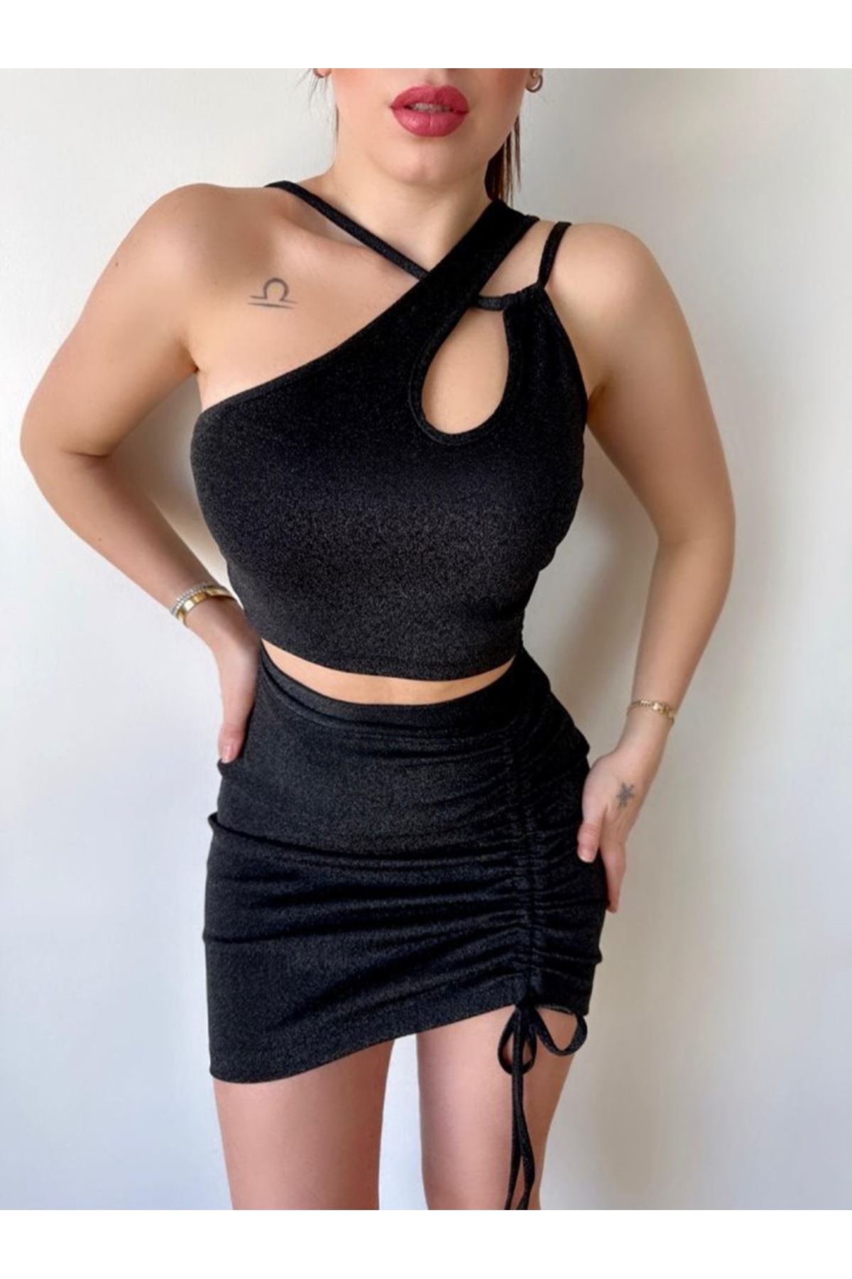 Kadın Asimetrik Yaka Detay Crop Ve Yüksek Bel Mini Etek Ikili Takim