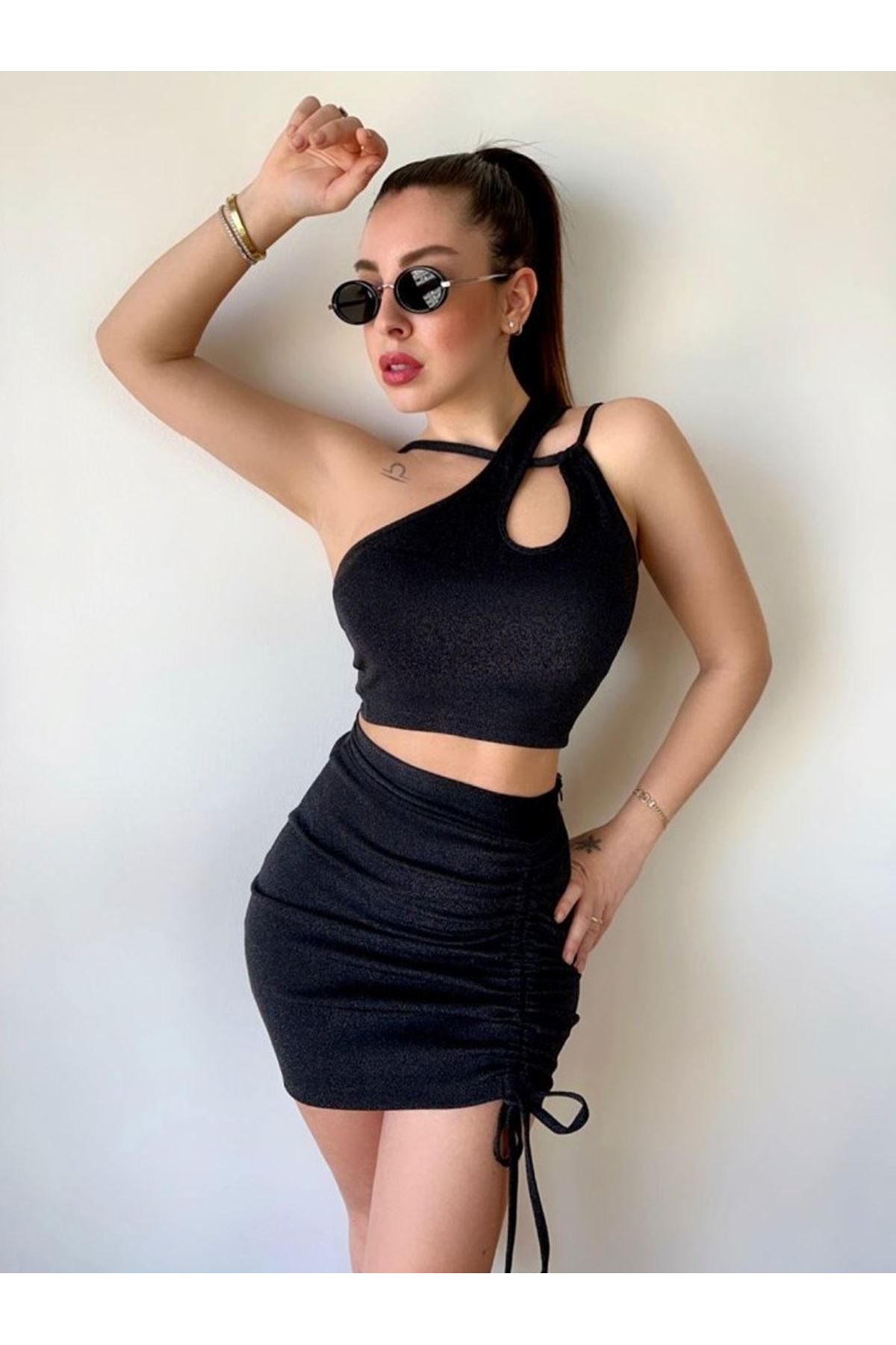 Kadın Asimetrik Yaka Detay Crop Ve Yüksek Bel Mini Etek Ikili Takim