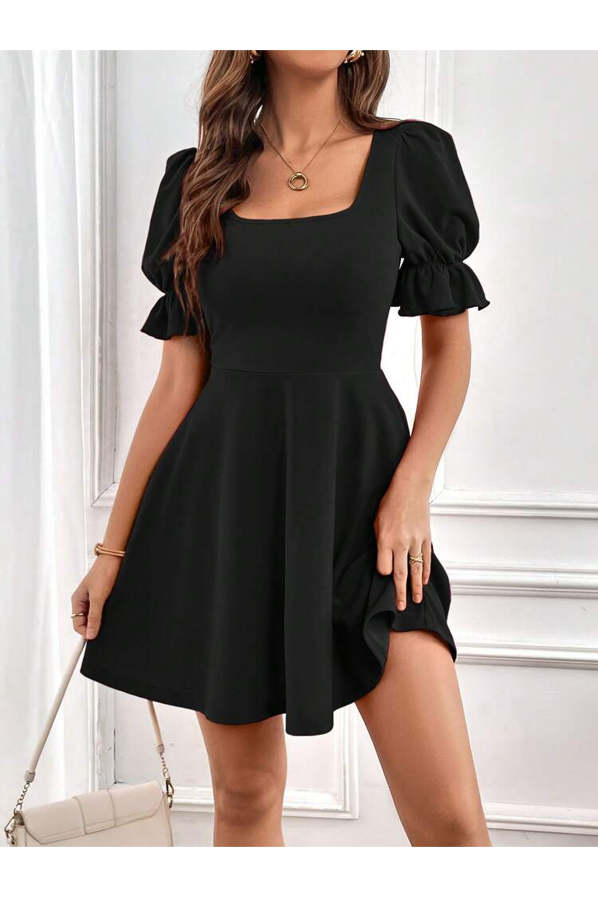 Kadın Kısa Kollu Kare Yakalı Kiloş Ithal Krep Elbise