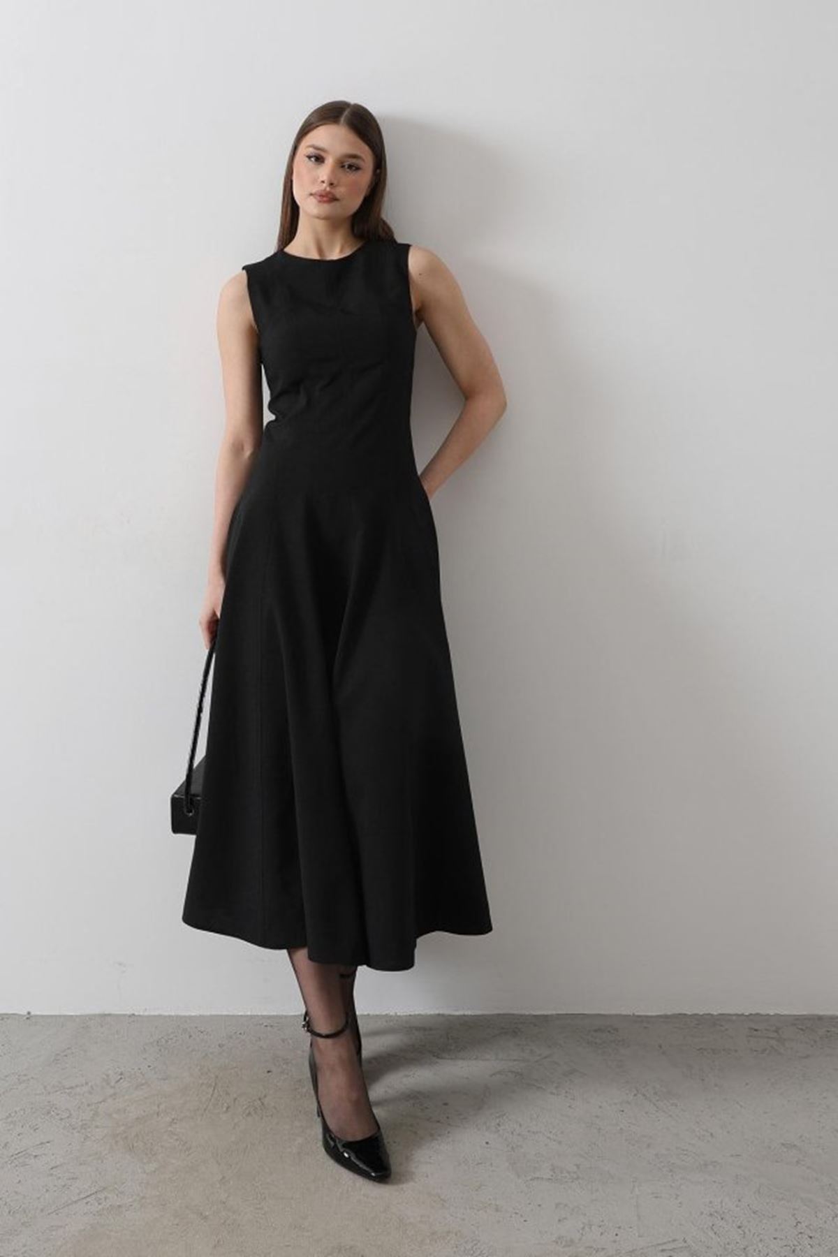 Kolsuz Uzun Elbise - Siyah