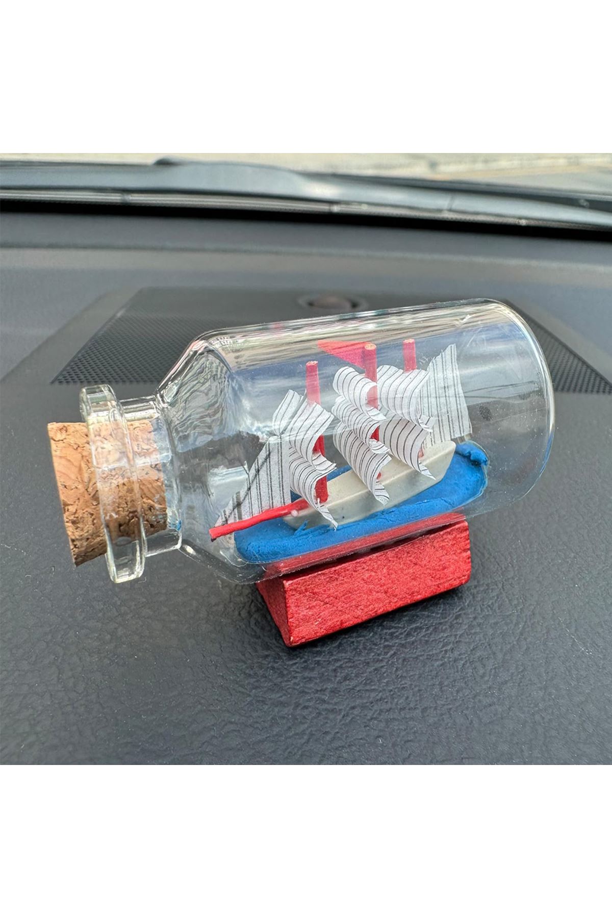 Orta Boy Şişe İçerisinde Gemi Maketi