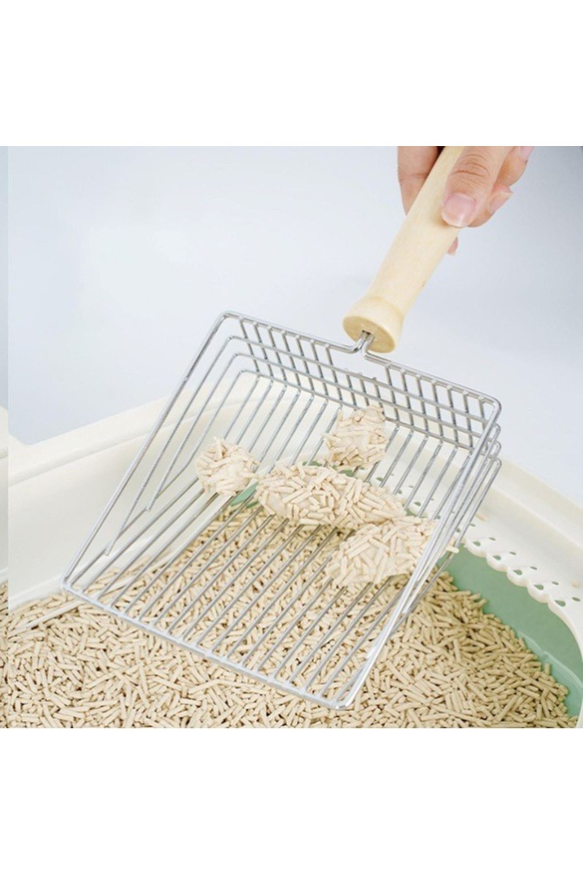 Ahşap Saplı Metal Kum Temizleme Küreği