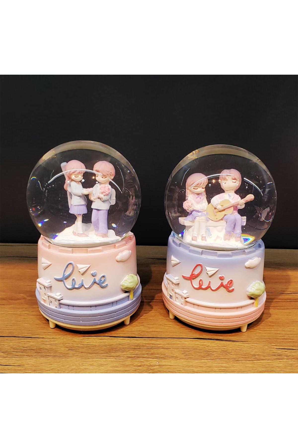 Sevimli Sevgililer Büyük Boy Kar Küresi