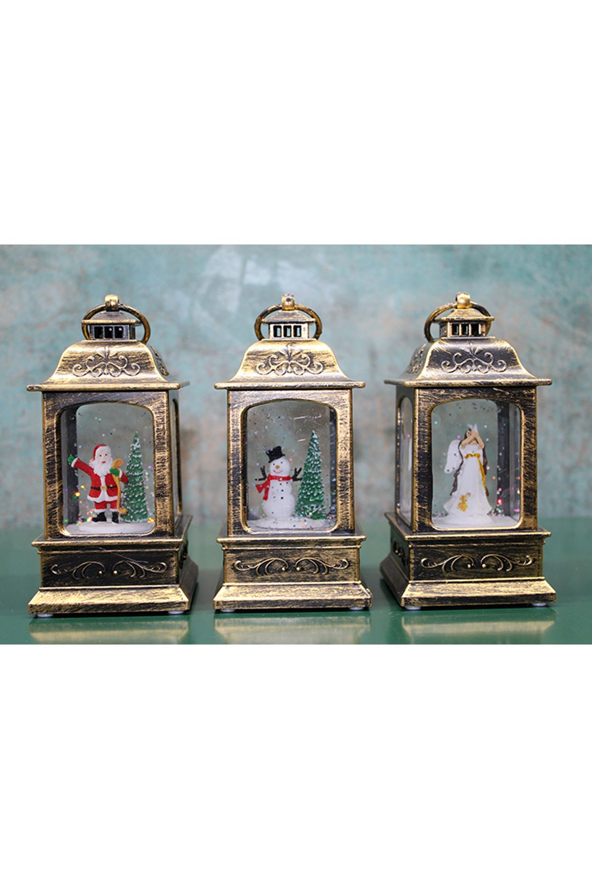 Yılbaşı Temalı Işıklı Müzikli Kar Küresi Model 1