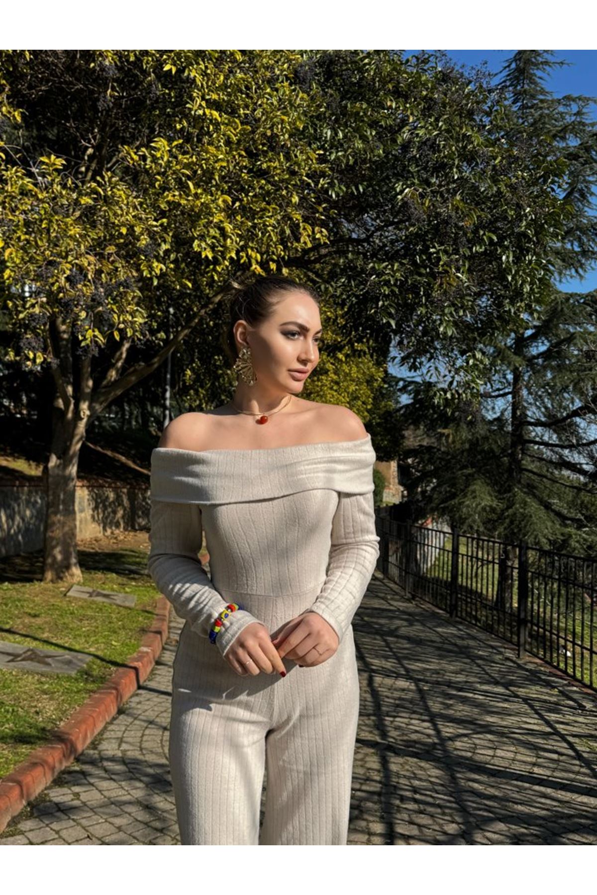 Kadın Uzun Kollu Madonna Yaka şardonlu Kaşkorse Tulum