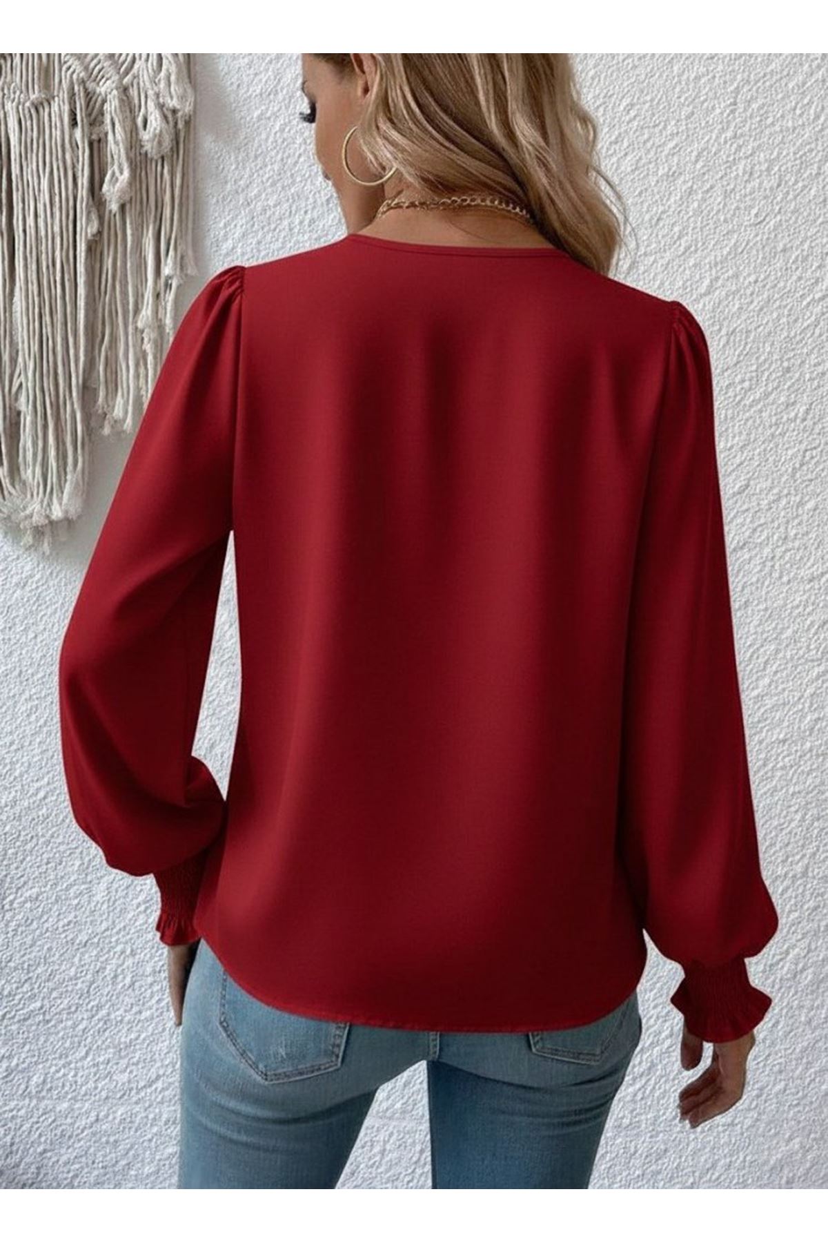 Kadın Uzun Kollu Dökümlü Kruvaze Yaka Kol Ucu Gipeli Sandy Bluz