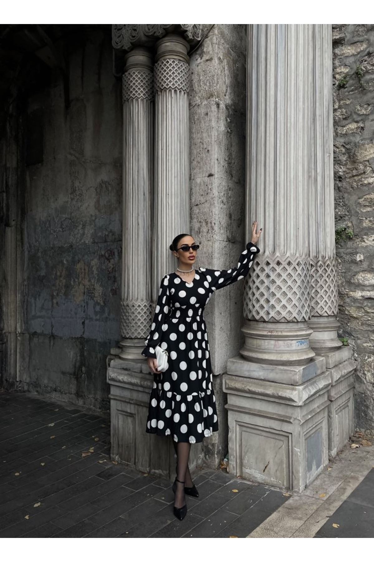 Kadın Uzun Kollu V Yakalı Beli Lastikli Puantiyeli Uzun Krep Elbise