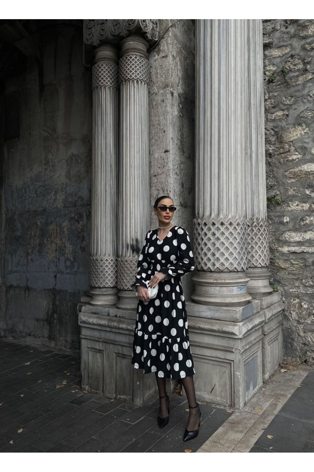 Kadın Uzun Kollu V Yakalı Beli Lastikli Puantiyeli Uzun Krep Elbise