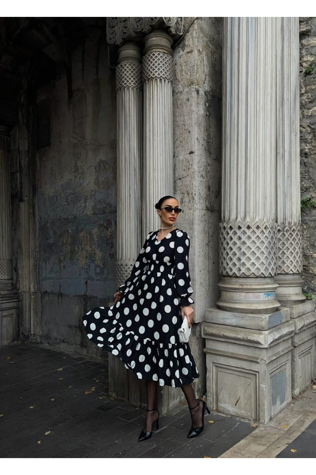 Kadın Uzun Kollu V Yakalı Beli Lastikli Puantiyeli Uzun Krep Elbise