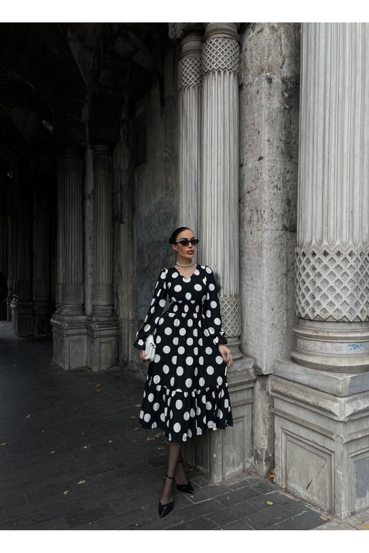 Kadın Uzun Kollu V Yakalı Beli Lastikli Puantiyeli Uzun Krep Elbise