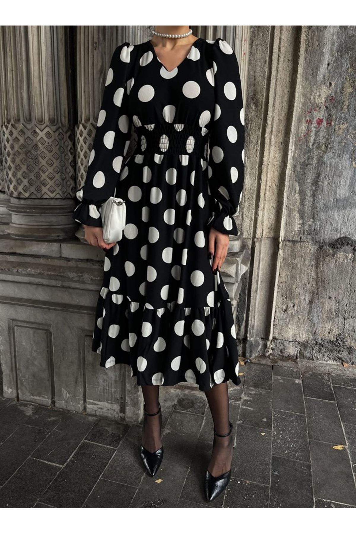 Kadın Uzun Kollu V Yakalı Beli Lastikli Puantiyeli Uzun Krep Elbise