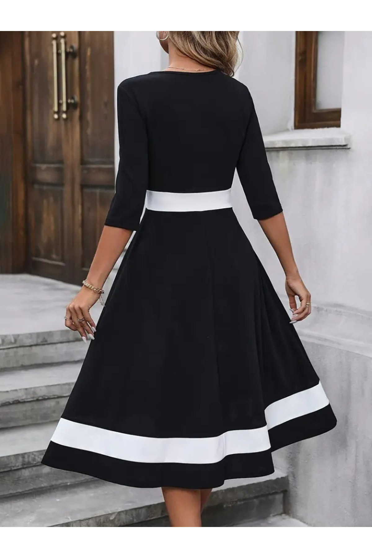 Kadın Truvakarkol Yakası Açık Blok Renkli Krep Midi Elbise