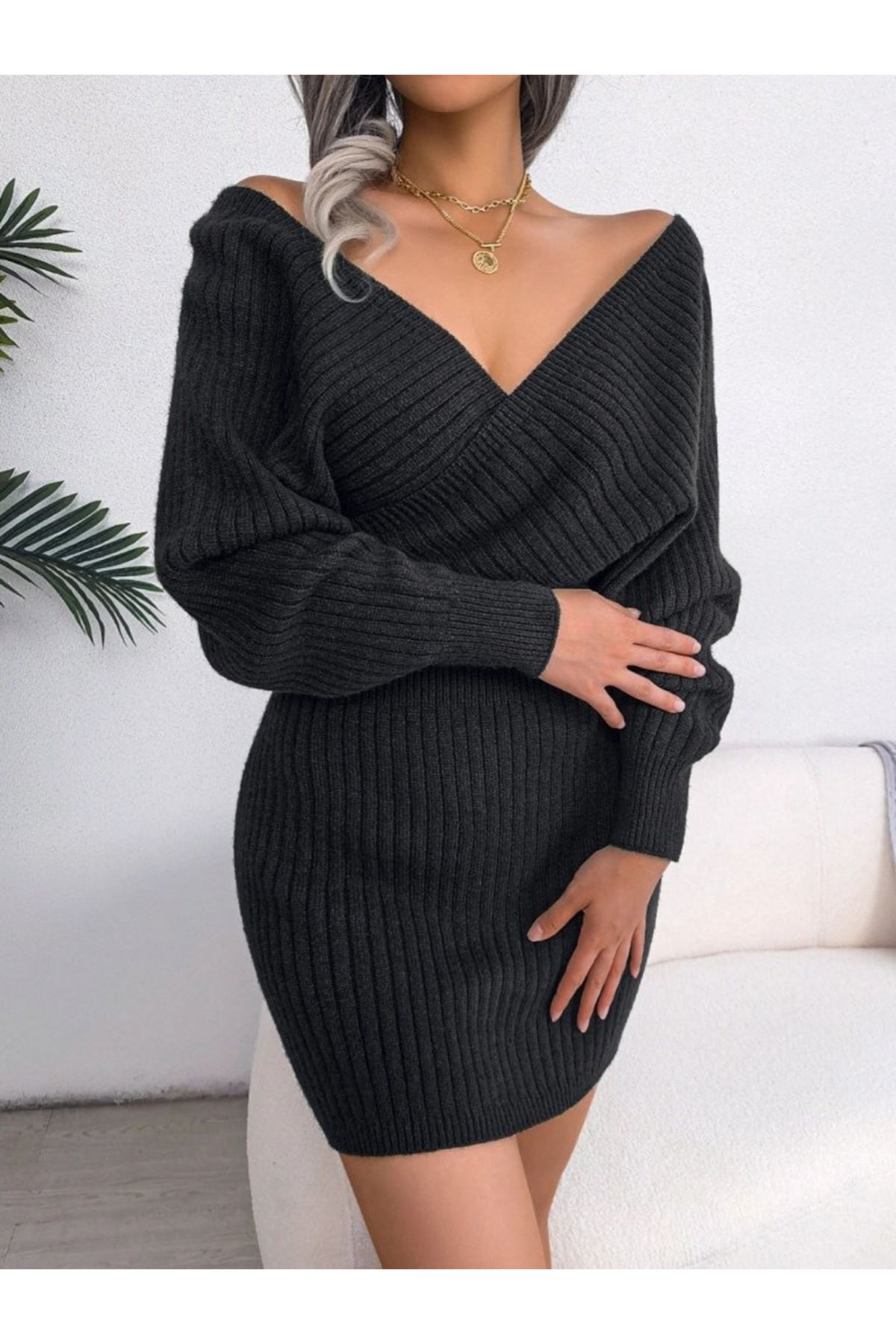 Kadın Uzun Kollu Kruvaze Geniş Yakalı Mini Triko Elbise
