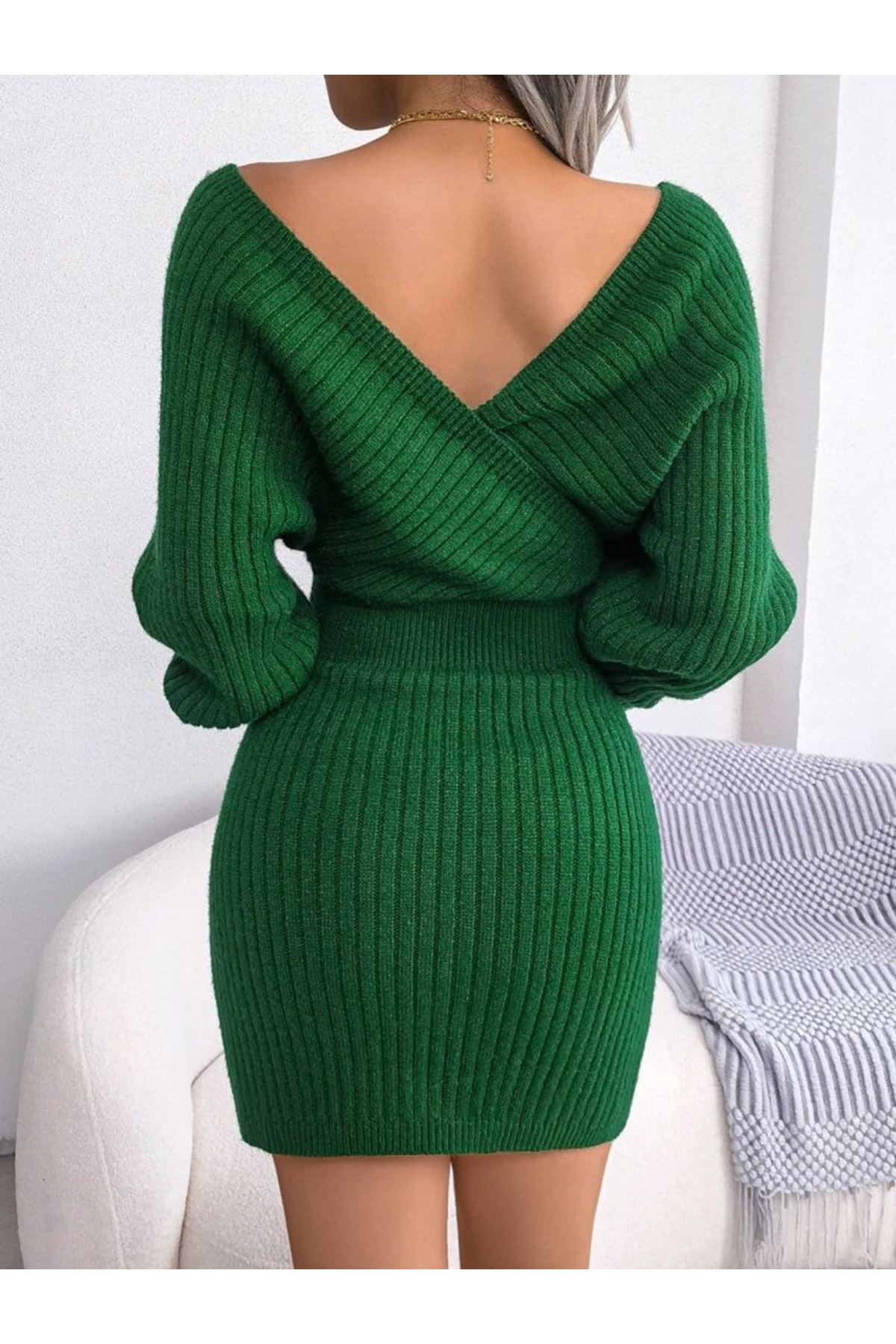Kadın Uzun Kollu Kruvaze Geniş Yakalı Mini Triko Elbise