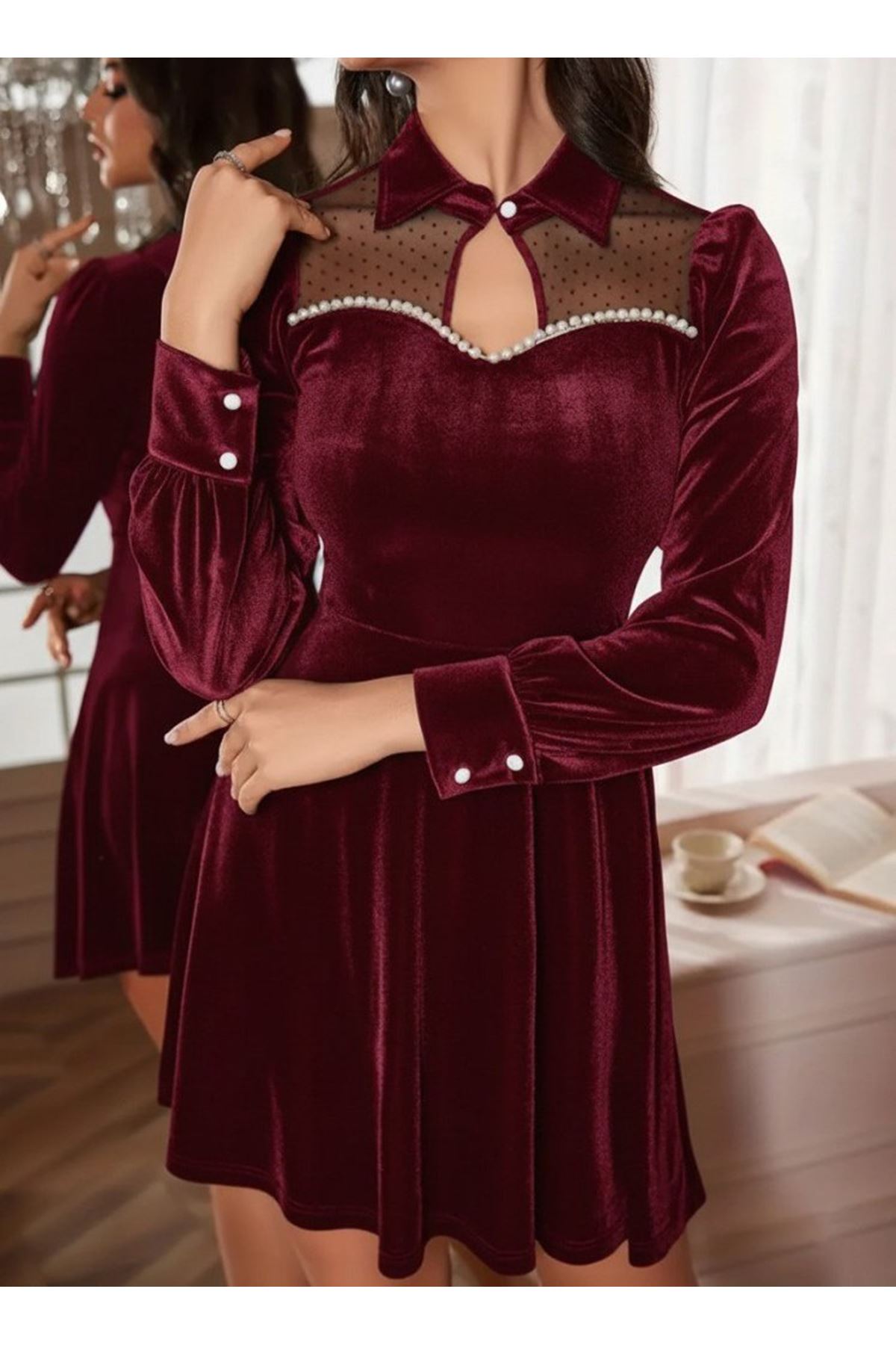 Kadın Uzun Kollu Yakalı Tül Detaylı Incili Mini Kadife Elbise