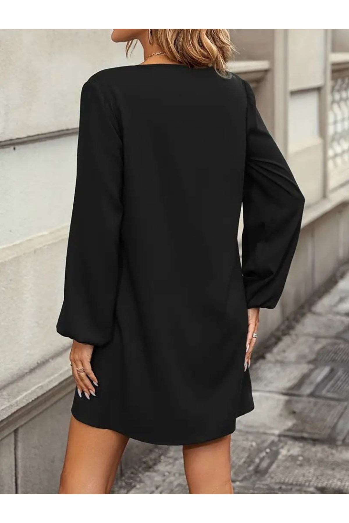 Kadın Uzun Kollu Yuvarlak Yaka Mini Ithal Krep Elbise