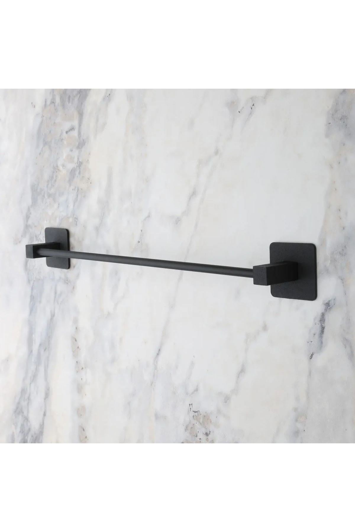 Tbl Dekor® Kendiliğinden Yapışkanlı Siyah Çubuk Havluluk