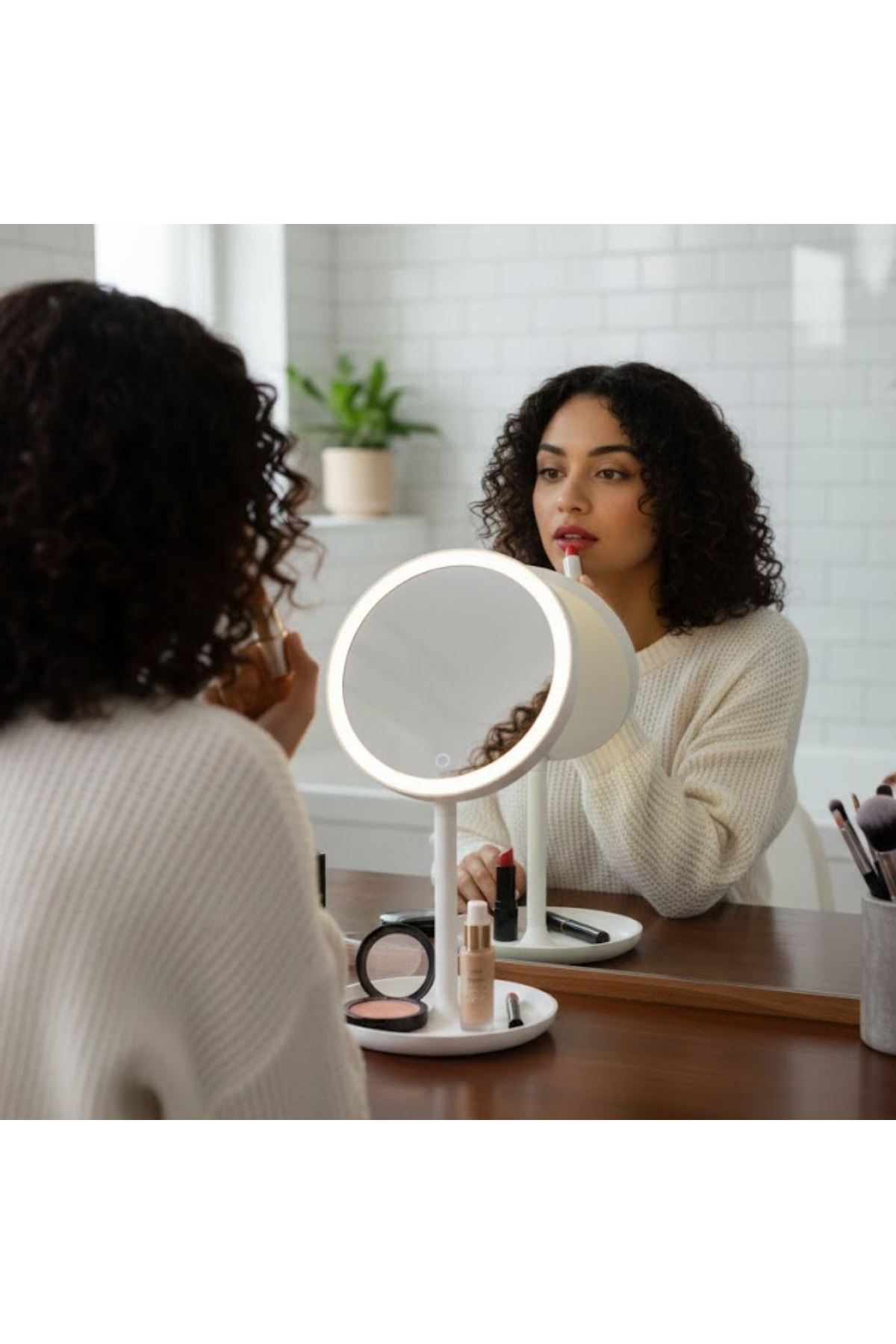 Tbl Dekor® LED Işıklı Yuvarlak Makyaj Aynası – Dokunmatik Ayarlanabilir Işık Tonlu, 360° Döner Masaüstü Profesyonel Makyaj ve Cilt Bakım Aynası