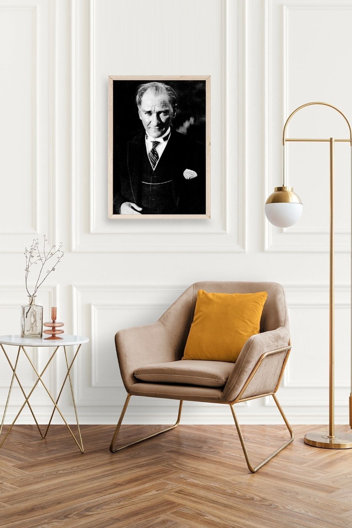 Atatürk Ahşap Çerçeveli Tablo 50 x 70