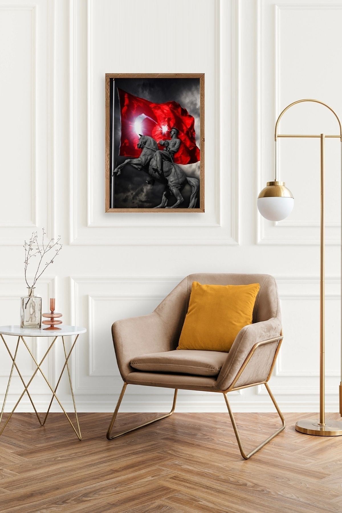 Atatürk Ahşap Çerçeveli Tablo 23 x 30