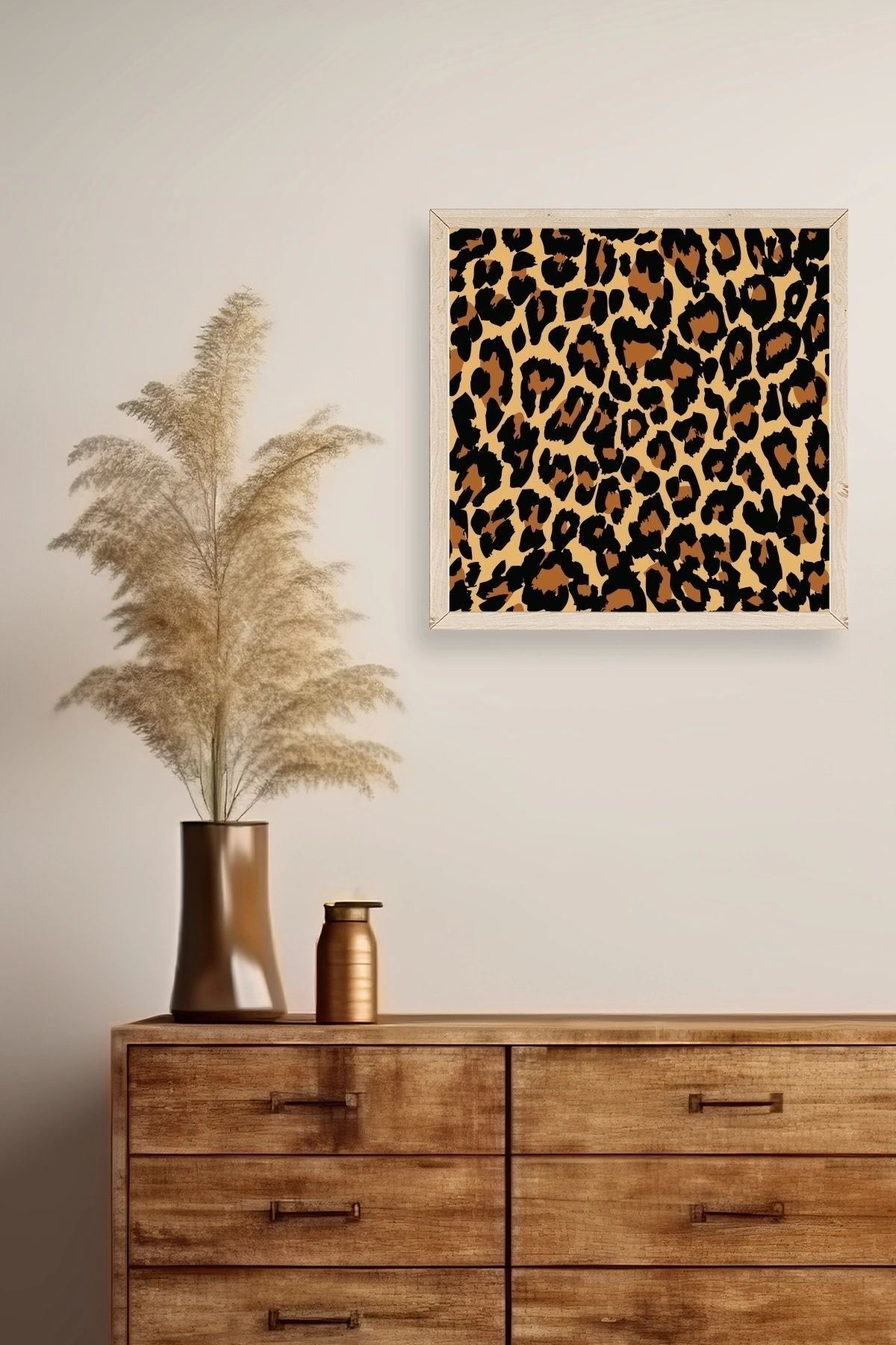 Leopar Deseni Ahşap Çerçeveli Tablo 50 x 50