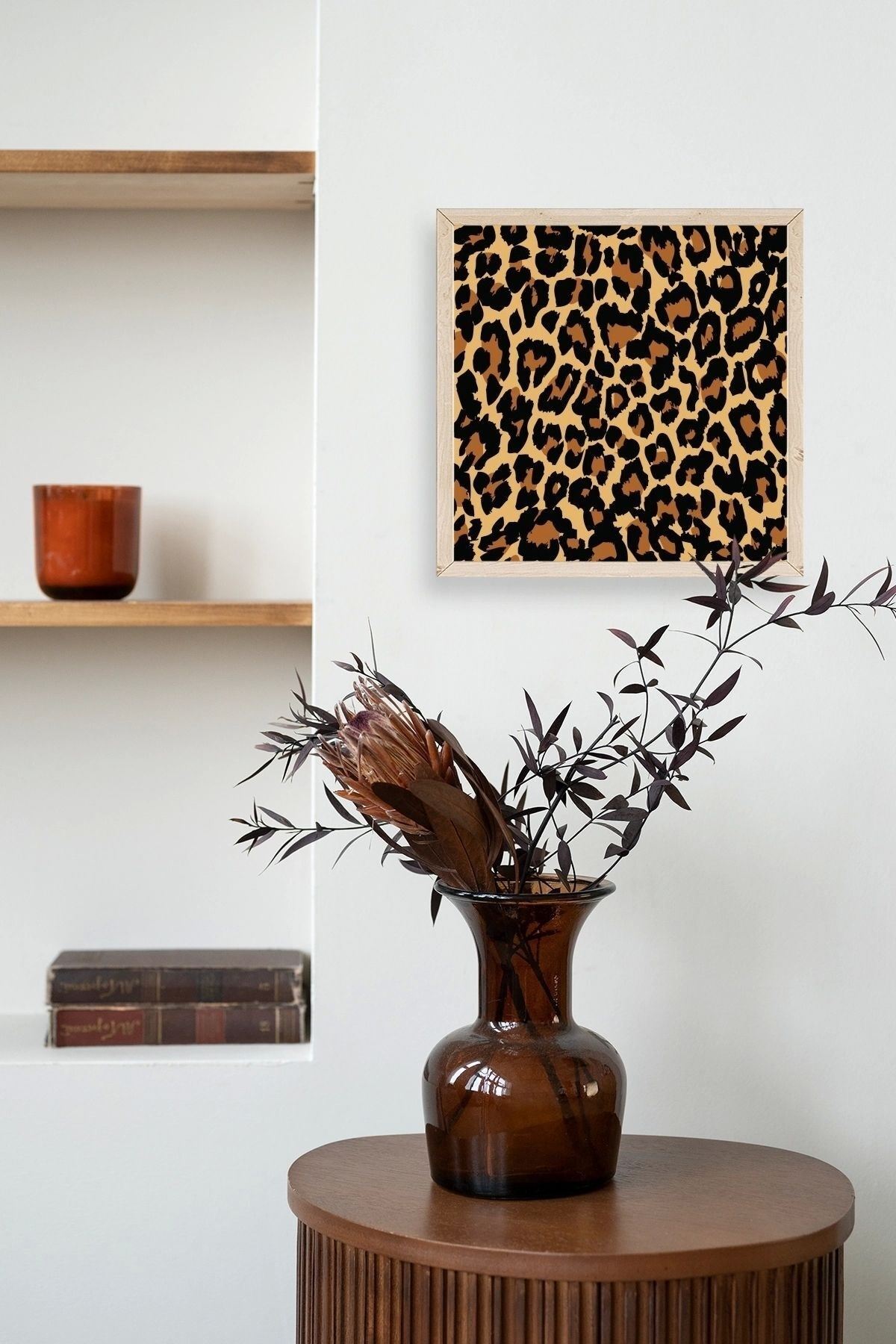 Leopar Deseni Ahşap Çerçeveli Tablo 42 x 42