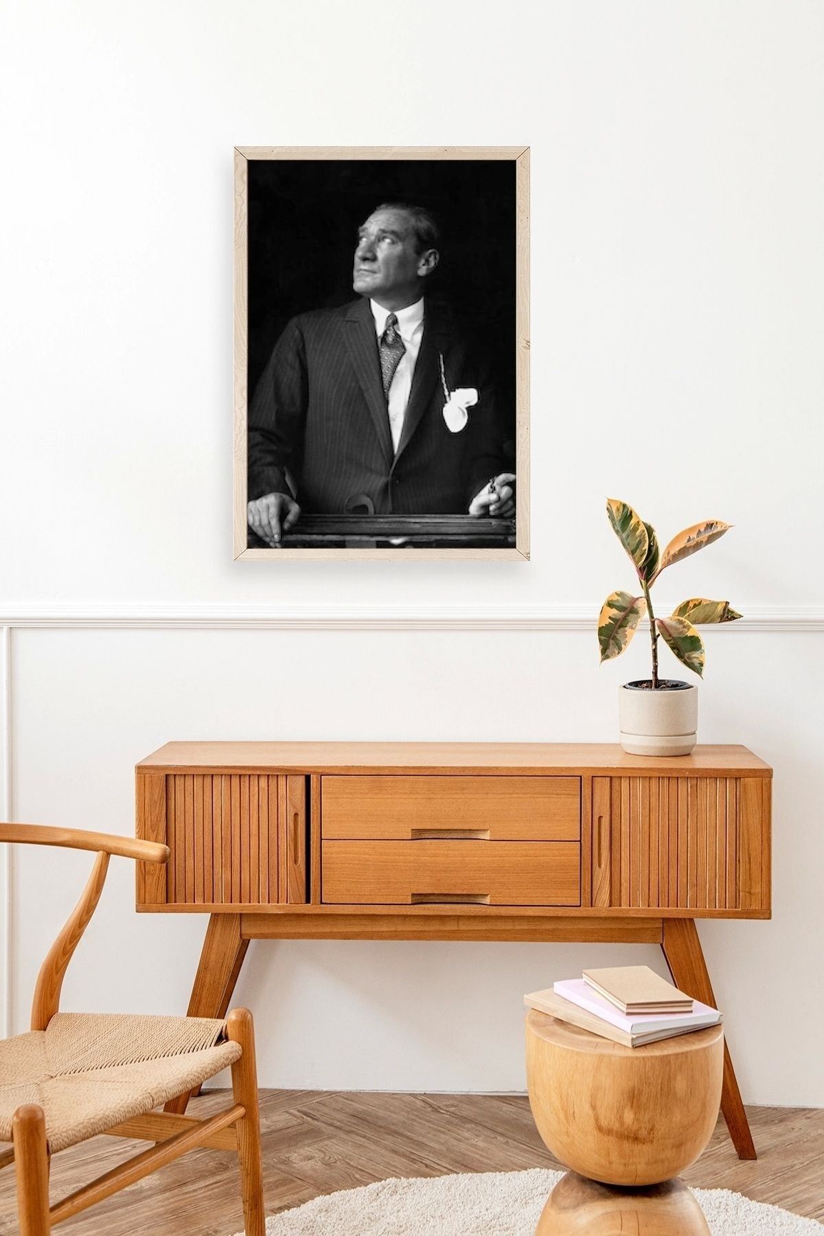 Atatürk Ahşap Çerçeveli Tablo 50 x 70
